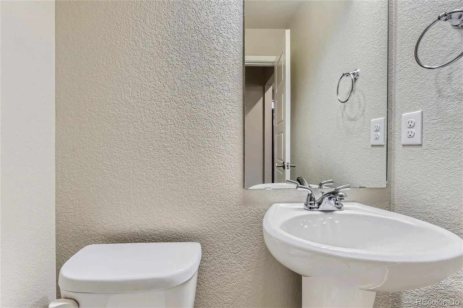 2564 Sweet Wind Avenue Castle Rock CO 80109 | MLS #REC3492296 08202026172643 1600 13