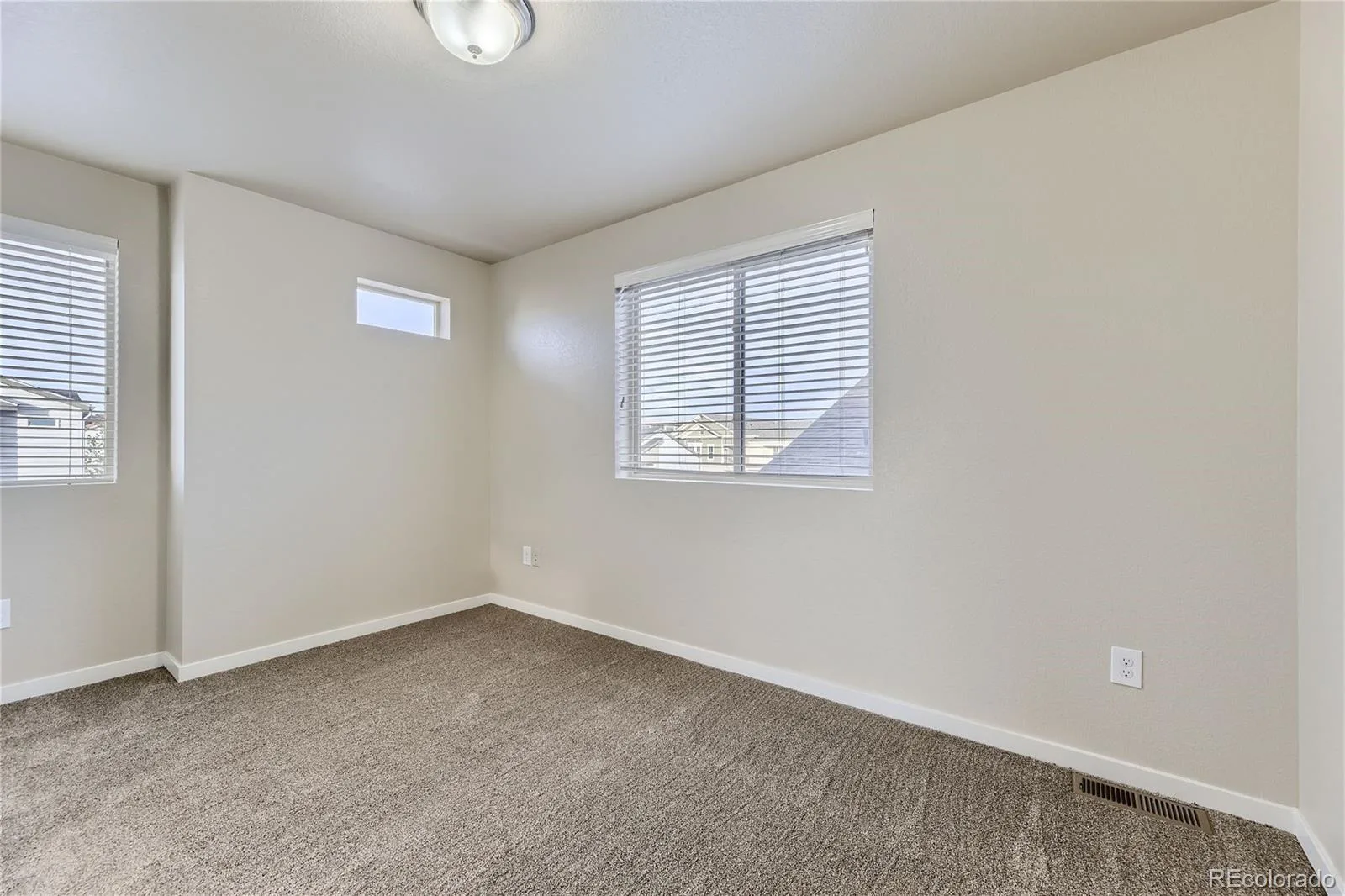 2564 Sweet Wind Avenue Castle Rock CO 80109 | MLS #REC3492296 08202026172643 1600 22