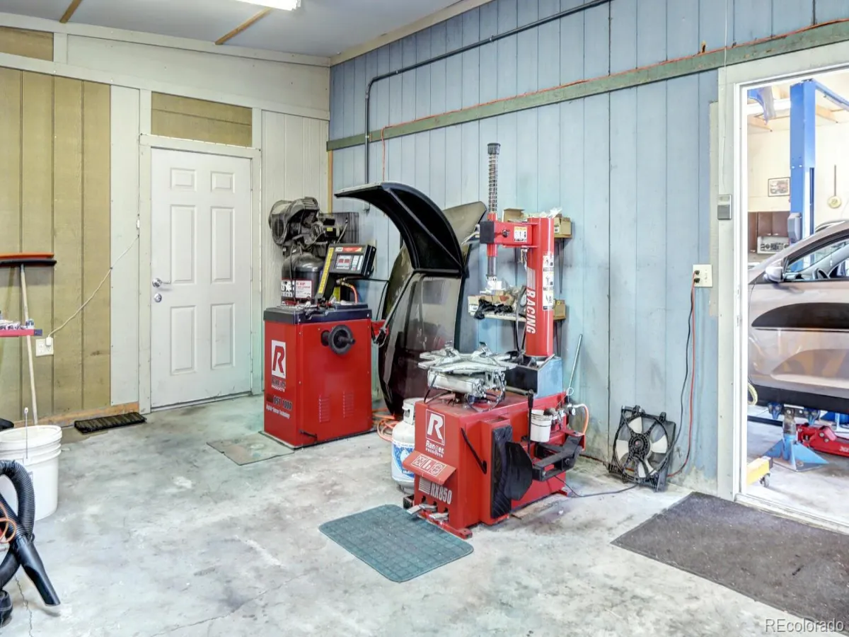 04012026165504 1200 12