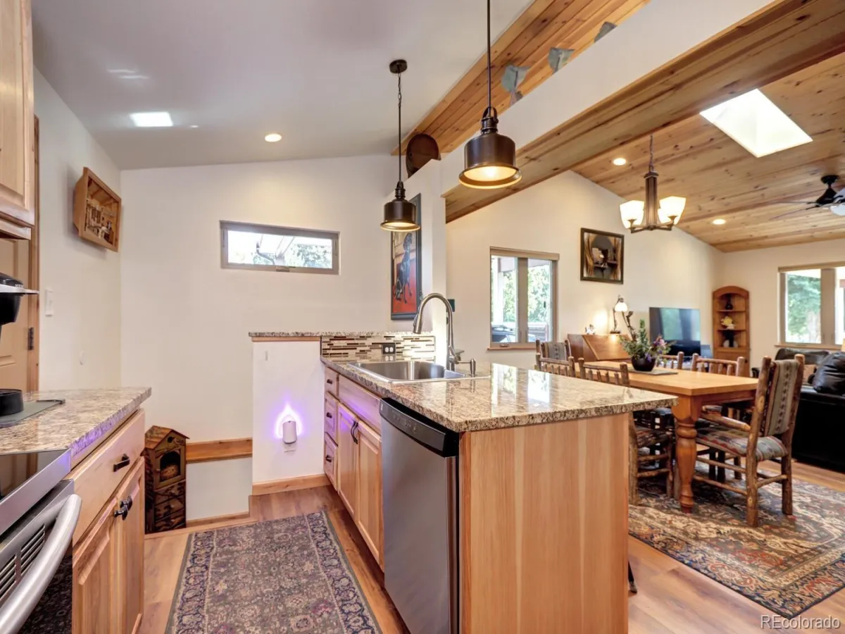 04012026165504 1200 24