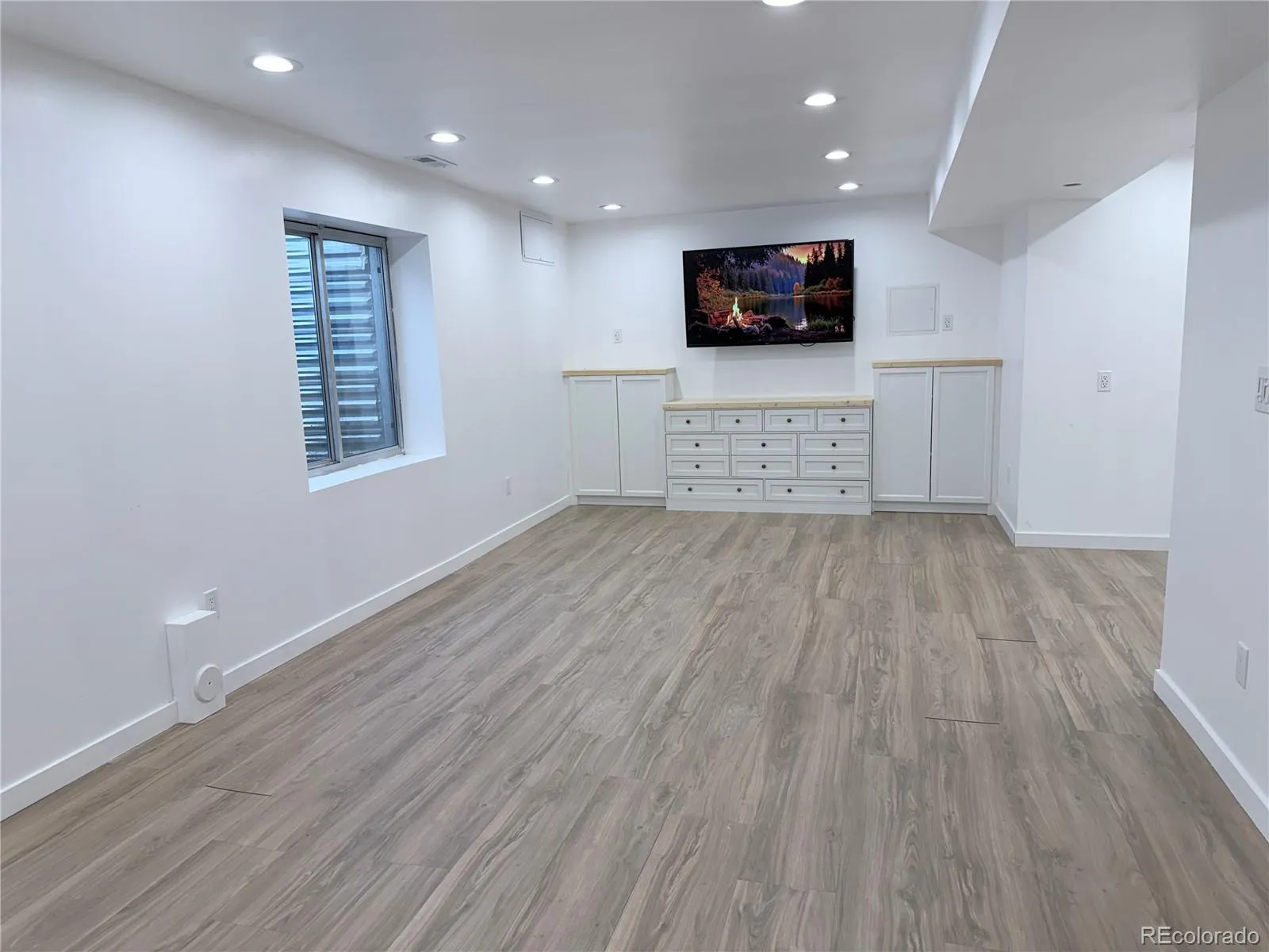 5381 S Dunkirk Way Centennial CO 80015 MLS #REC3493732 04302026165939 1600 32