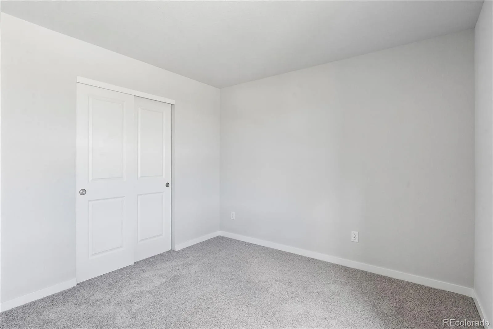 5807 N Ireland Way Aurora CO 80019 | MLS #REC3494254 08072026234002 1600 10