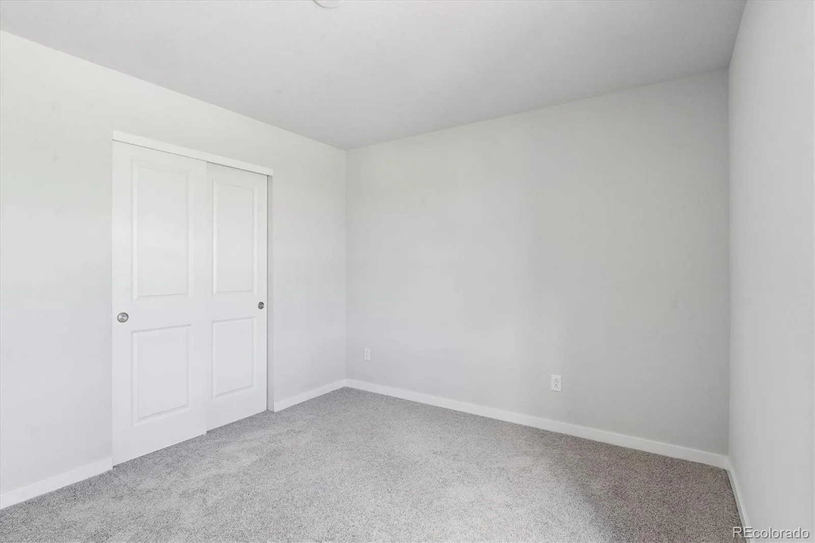 5807 N Ireland Way Aurora CO 80019 | MLS #REC3494254 08072026234002 1600 11