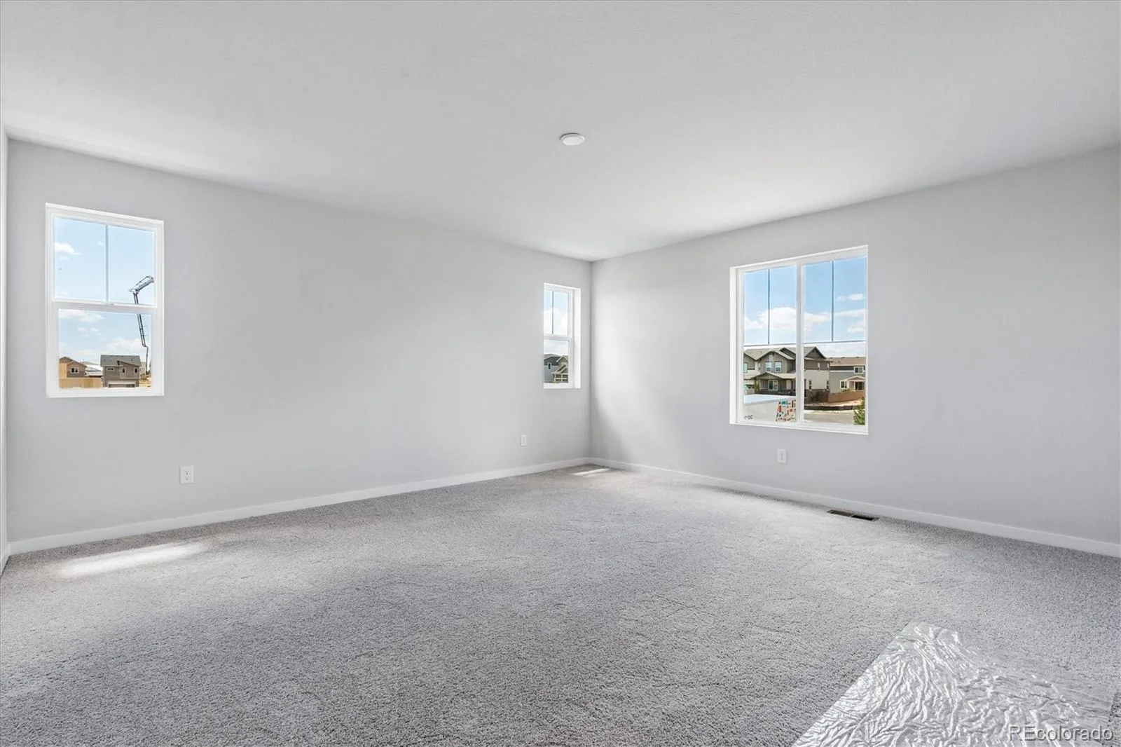 5807 N Ireland Way Aurora CO 80019 | MLS #REC3494254 08072026234002 1600 15