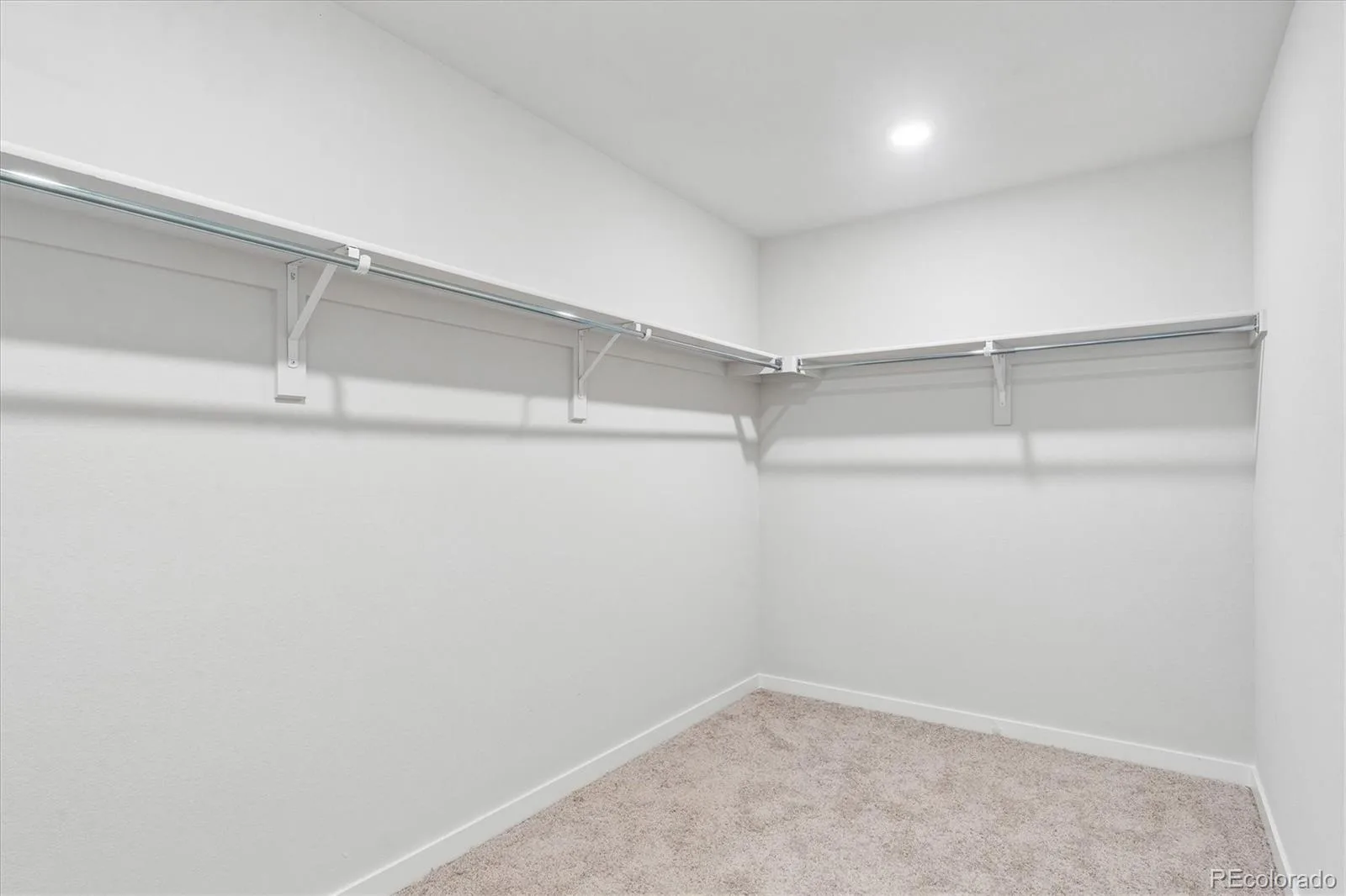 5807 N Ireland Way Aurora CO 80019 | MLS #REC3494254 08072026234002 1600 18