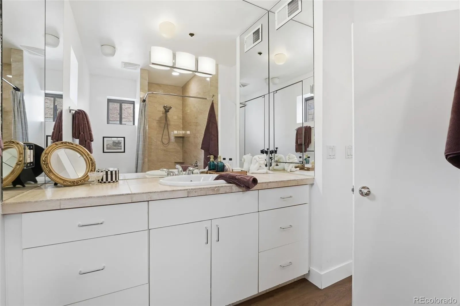 04062026170240 1600 25