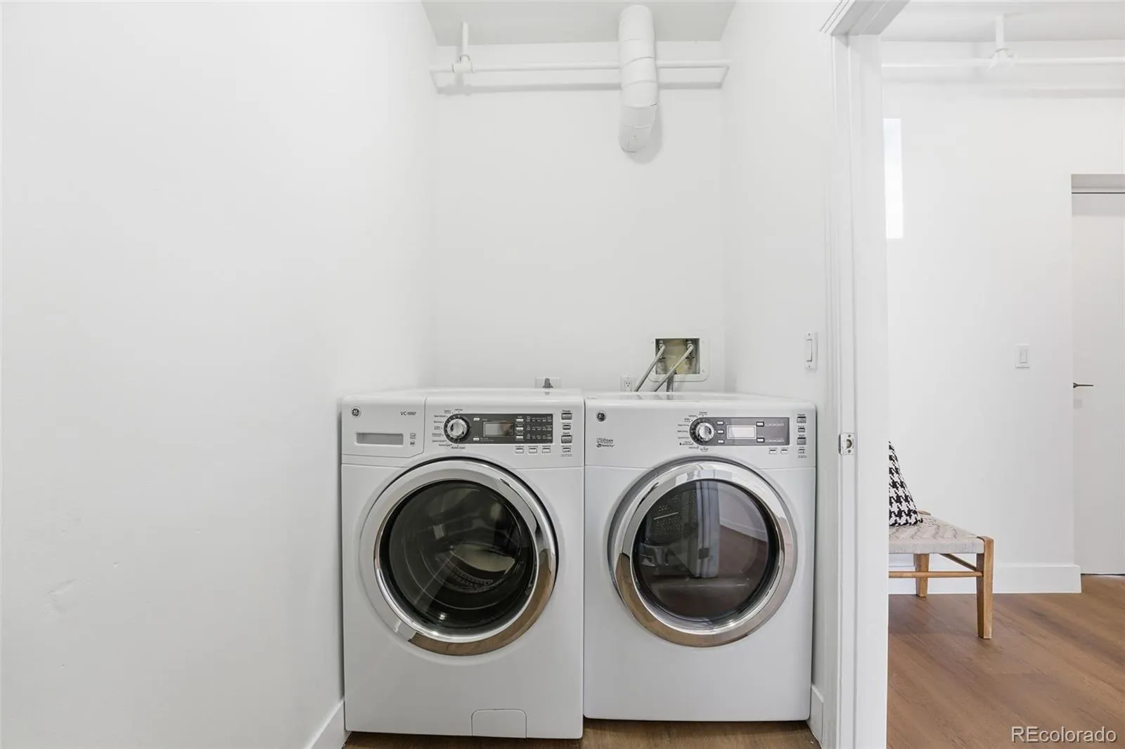 04062026170240 1600 30