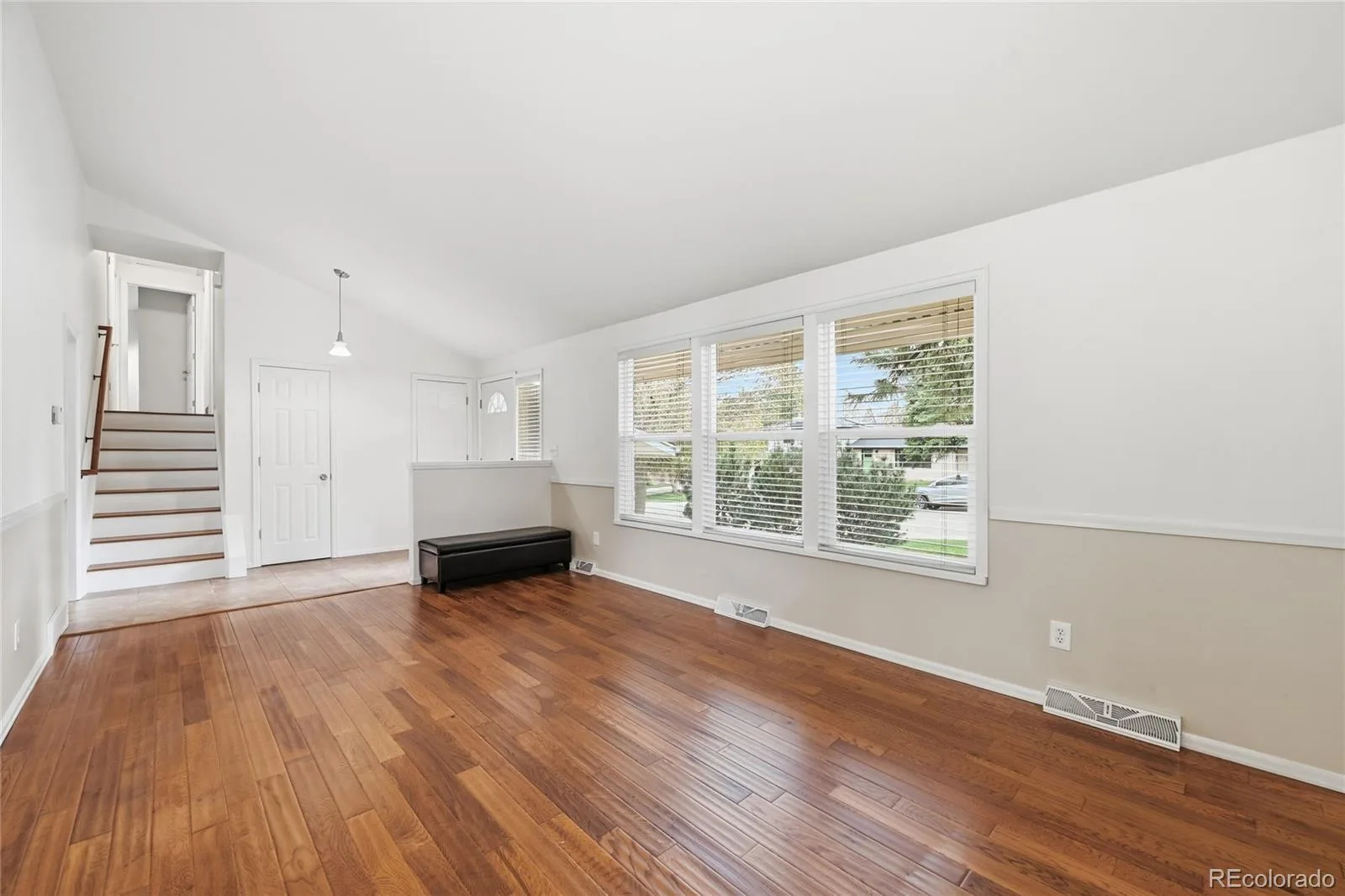 6081 S Kearney Street Centennial CO 80111 | MLS #REC3497275 08232026024611 1600 15