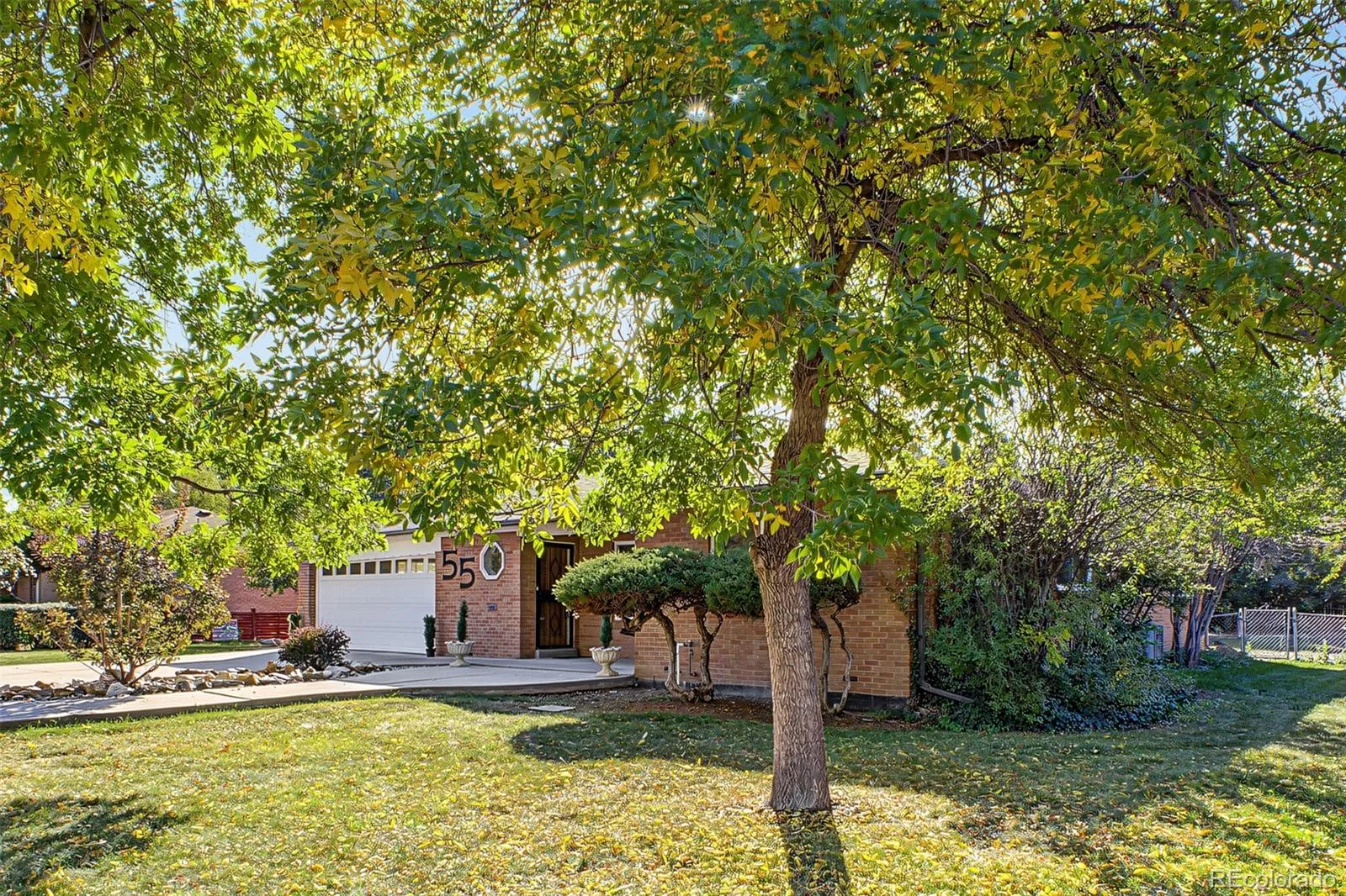 55 Brentwood Street Lakewood CO 80226 | MLS #REC3498274 10132026152814 1600 45