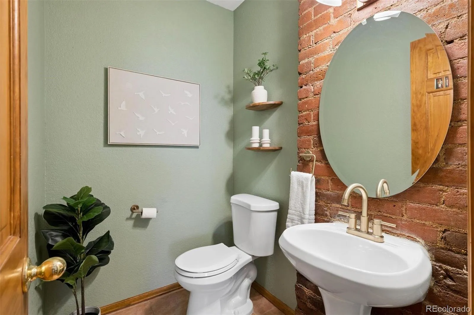 126 Galapago Street Denver CO 80223 MLS #REC3498790 04232026205419 1600 9