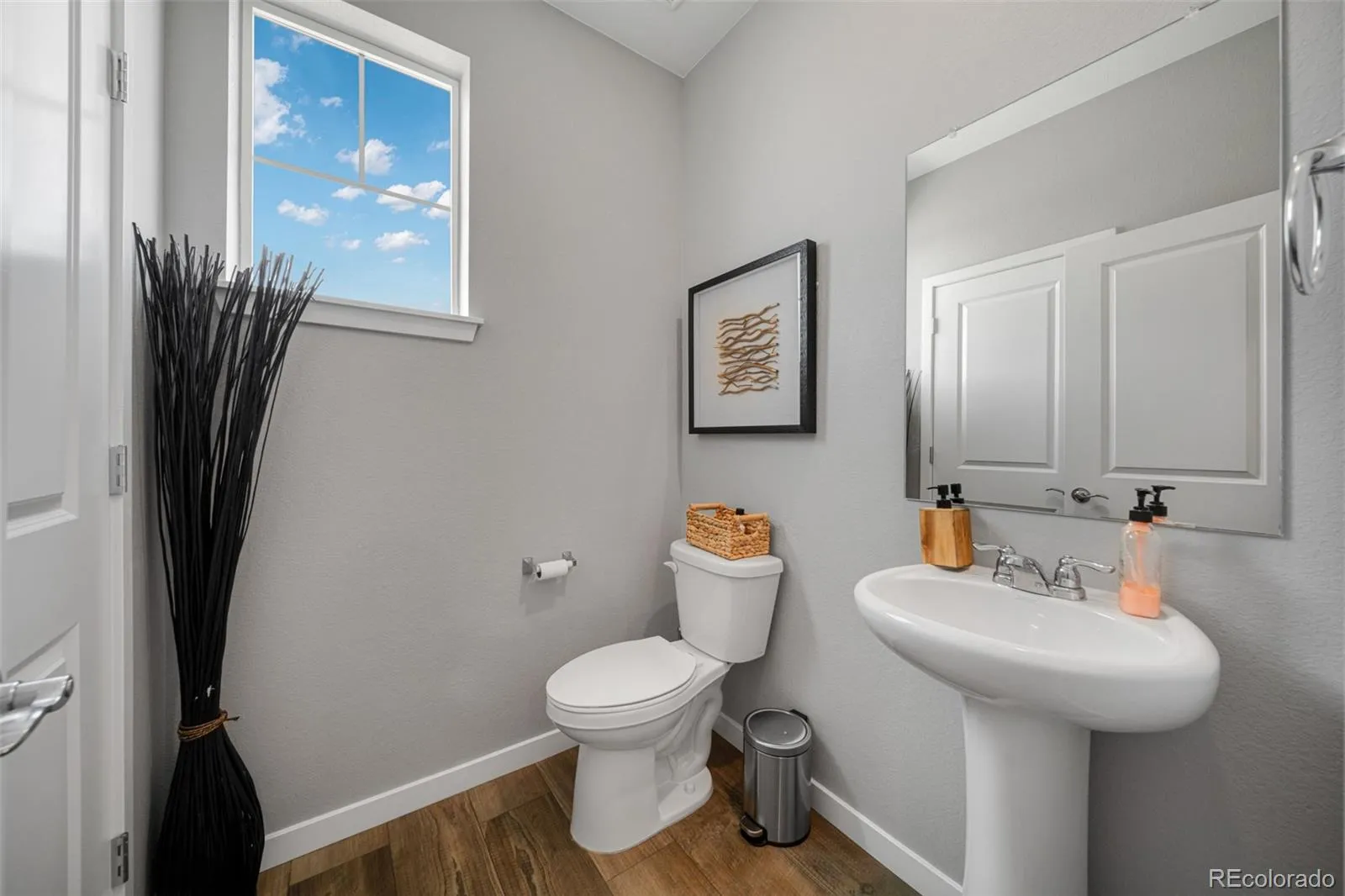 3906 N Catawba Way Aurora CO 80019 MLS #REC3504135 05022026051539 1600 12