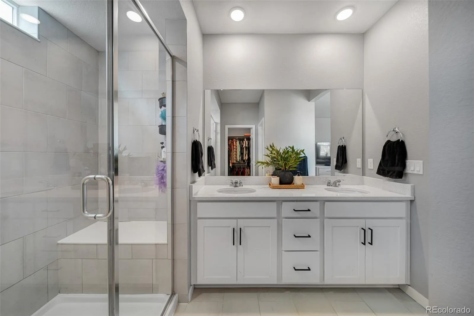 3906 N Catawba Way Aurora CO 80019 MLS #REC3504135 05022026051539 1600 23