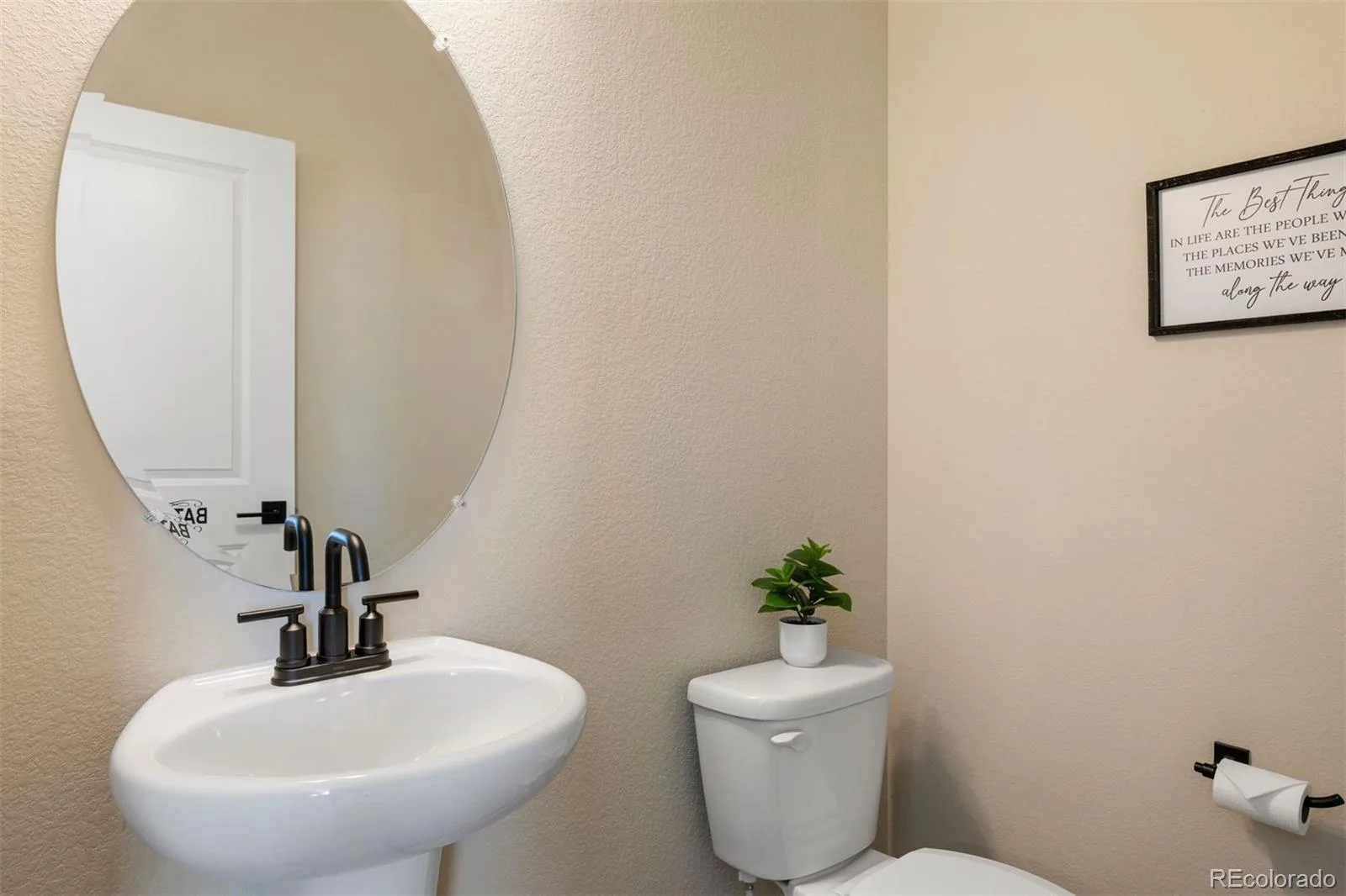 8349 Mount Kataka Street Littleton CO 80125 | MLS #REC3504514 08122026053452 1600 10