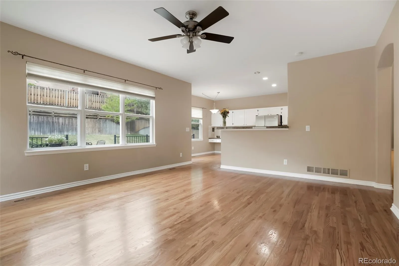 13771 W Amherst Way Lakewood CO 80228 | MLS #REC3504687 09232026084823 1600 14