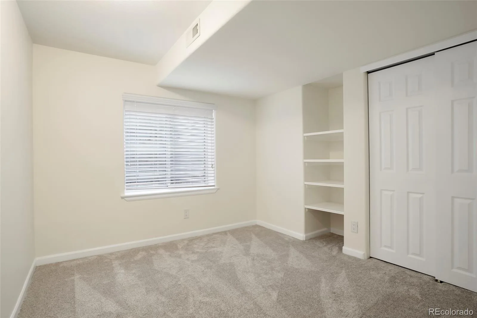 13771 W Amherst Way Lakewood CO 80228 | MLS #REC3504687 09232026084823 1600 32
