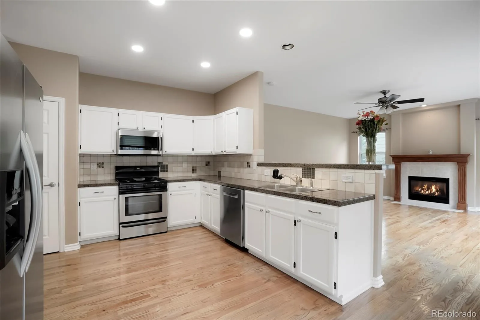 13771 W Amherst Way Lakewood CO 80228 | MLS #REC3504687 09232026084823 1600 9