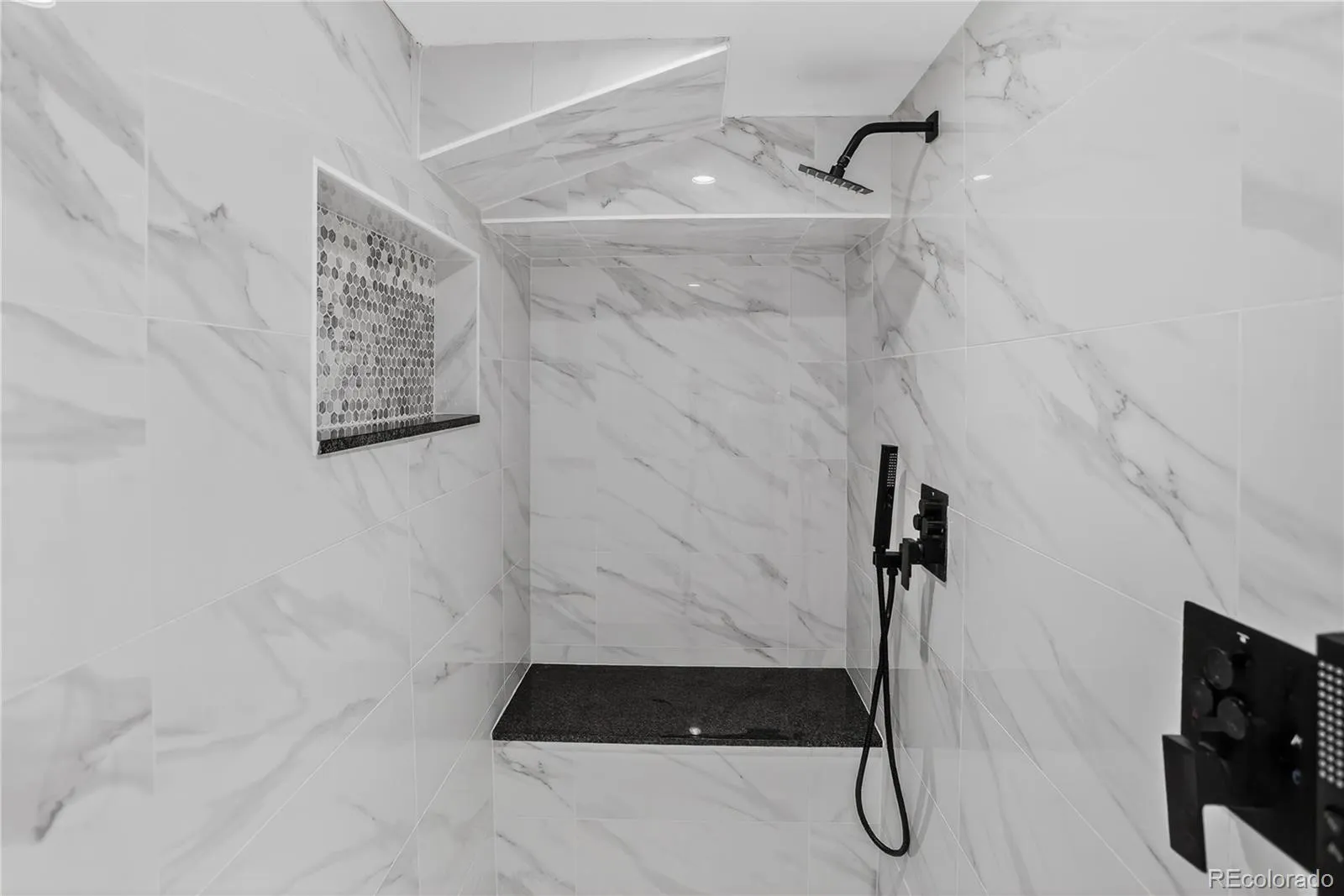 04202026155339 1600 28