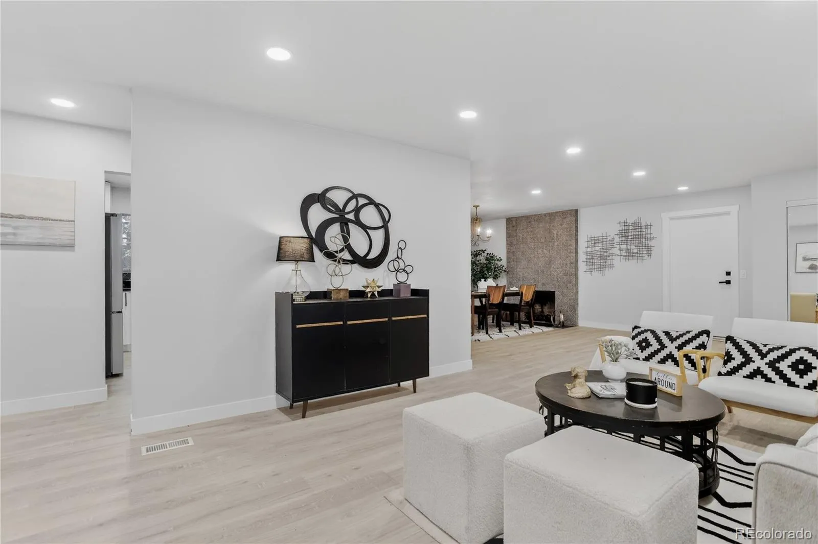 7006 S Elati Street Littleton CO 80120 MLS #REC3508053 04222026145228 1600 1
