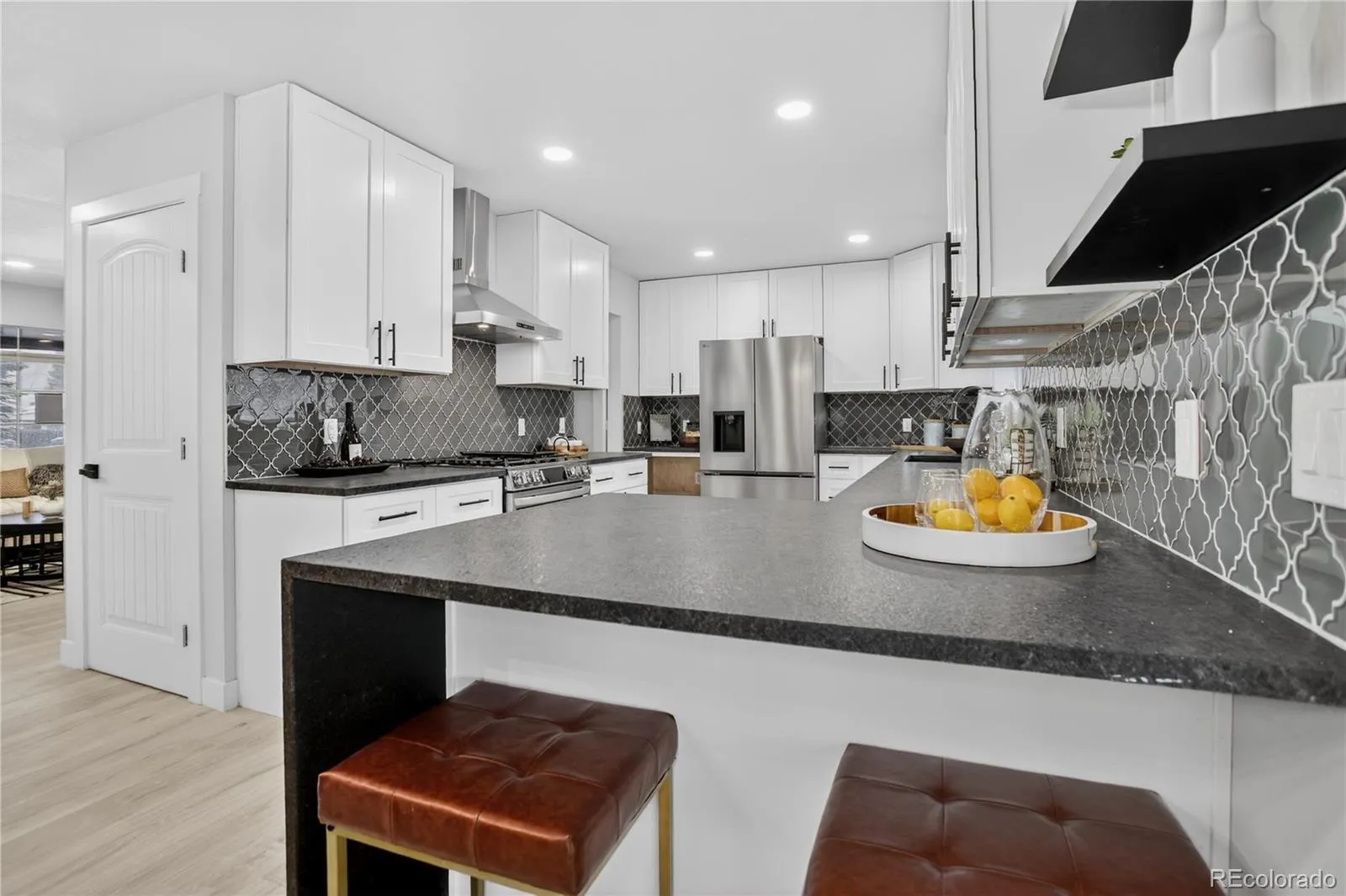 7006 S Elati Street Littleton CO 80120 MLS #REC3508053 04222026145228 1600 12