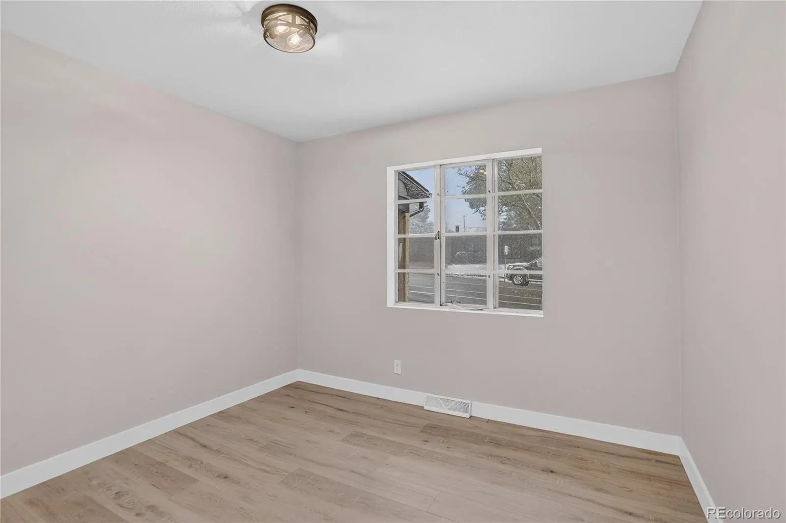 7006 S Elati Street Littleton CO 80120 MLS #REC3508053 04222026145228 1600 30