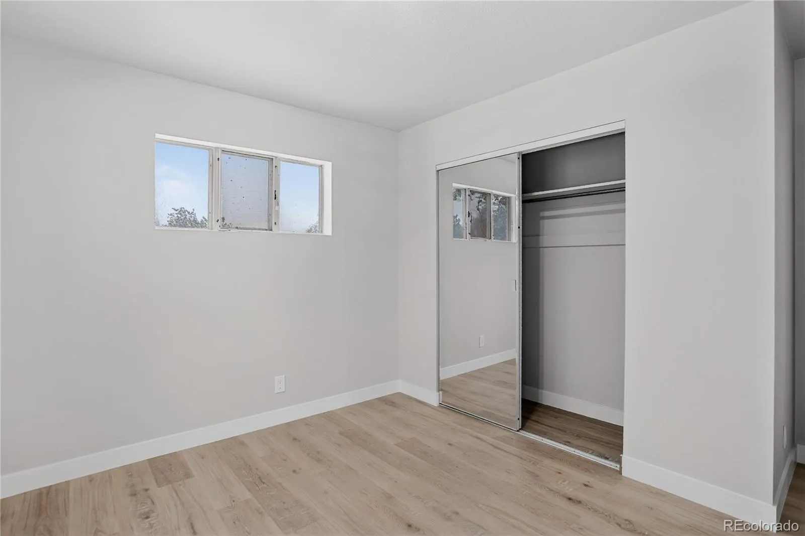 7006 S Elati Street Littleton CO 80120 MLS #REC3508053 04222026145228 1600 32