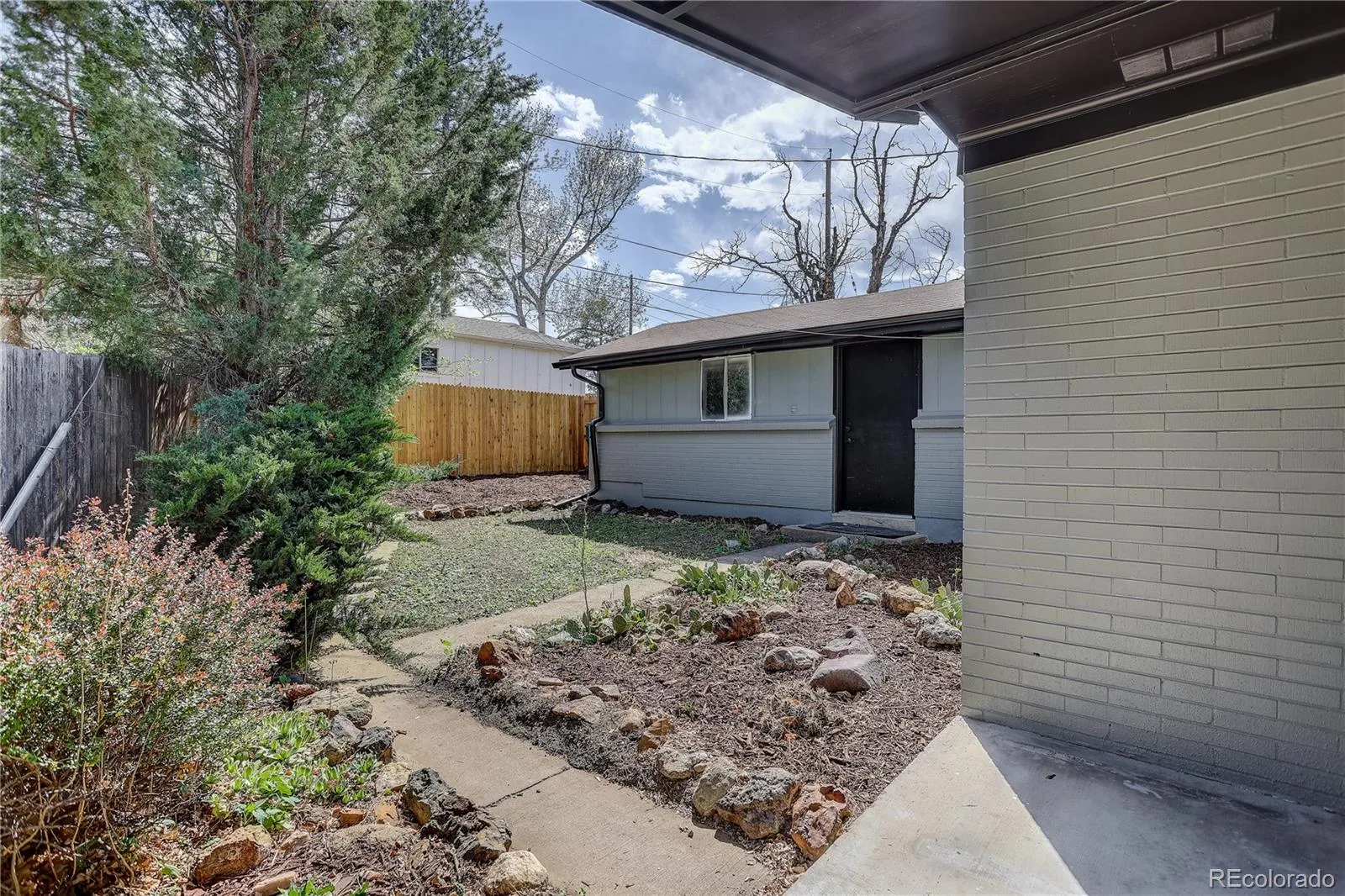 7006 S Elati Street Littleton CO 80120 MLS #REC3508053 04222026145228 1600 44