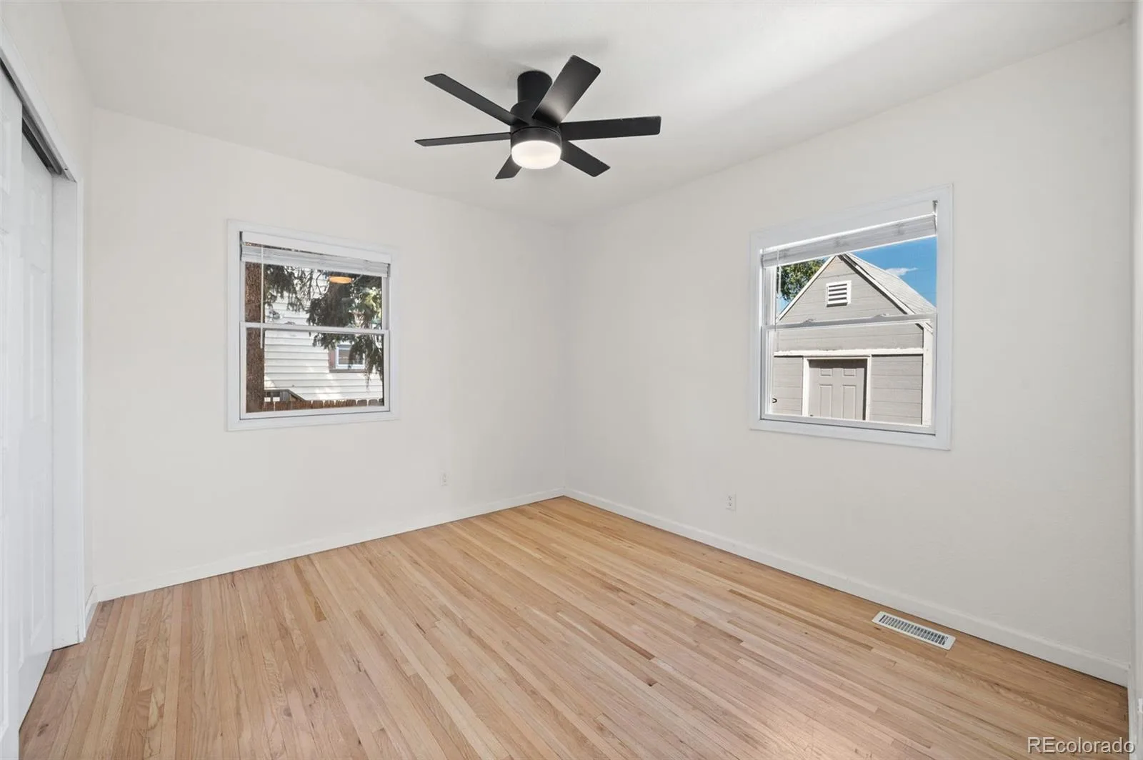 3726 S Sherman Street Englewood CO 80113 | MLS #REC3508671 08282026163835 1600 15