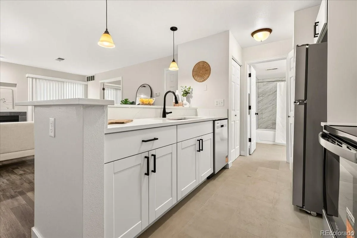 2575 S Syracuse Way #I06 #I Denver CO 80231 | MLS #REC3510631 08042026160246 1200 22
