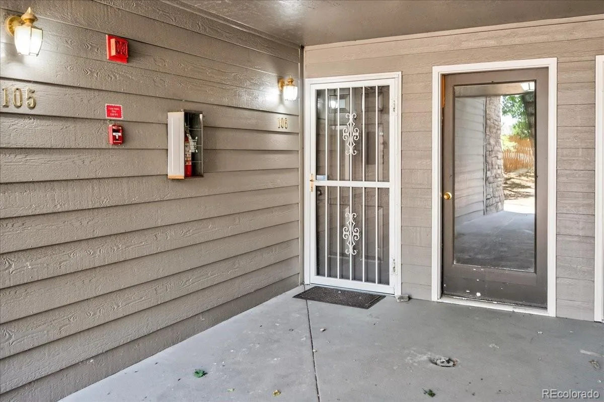 2575 S Syracuse Way #I06 #I Denver CO 80231 | MLS #REC3510631 08042026160246 1200 23