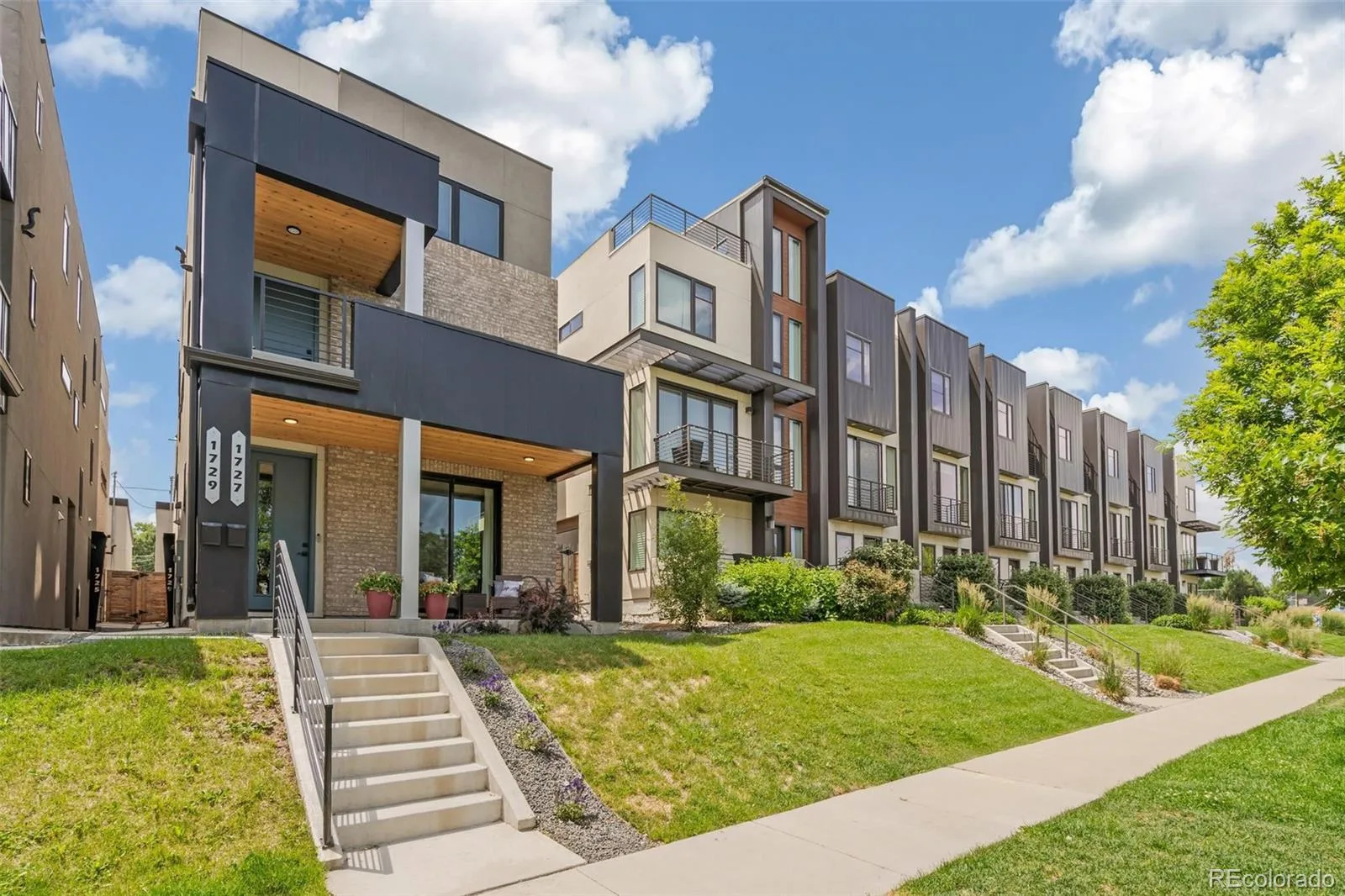 1727 Julian Street Denver CO 80204 | MLS #REC3513128 08192026161033 1600 33
