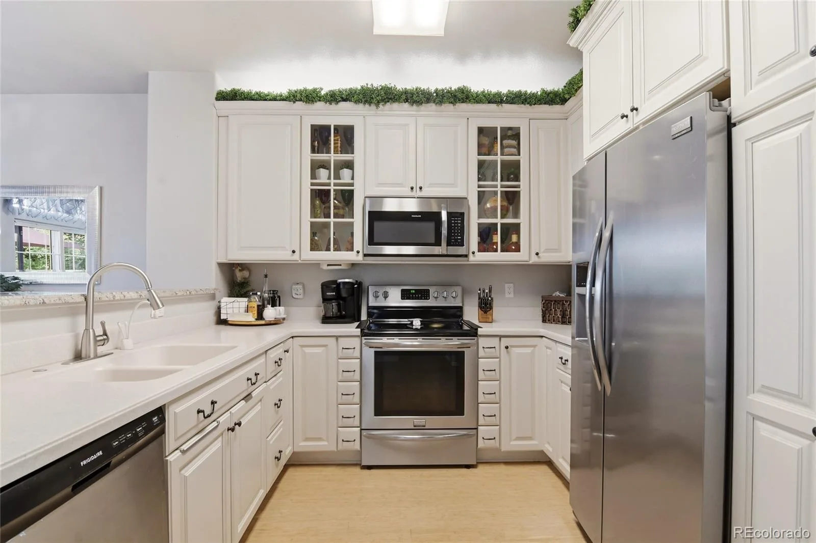 1483 S Ulster Street Denver CO 80231 MLS #REC3513302 07012026155330 1600 12