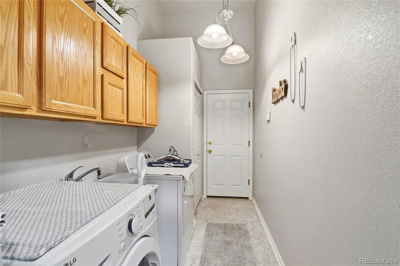 1483 S Ulster Street Denver CO 80231 MLS #REC3513302 07012026155330 1600 14