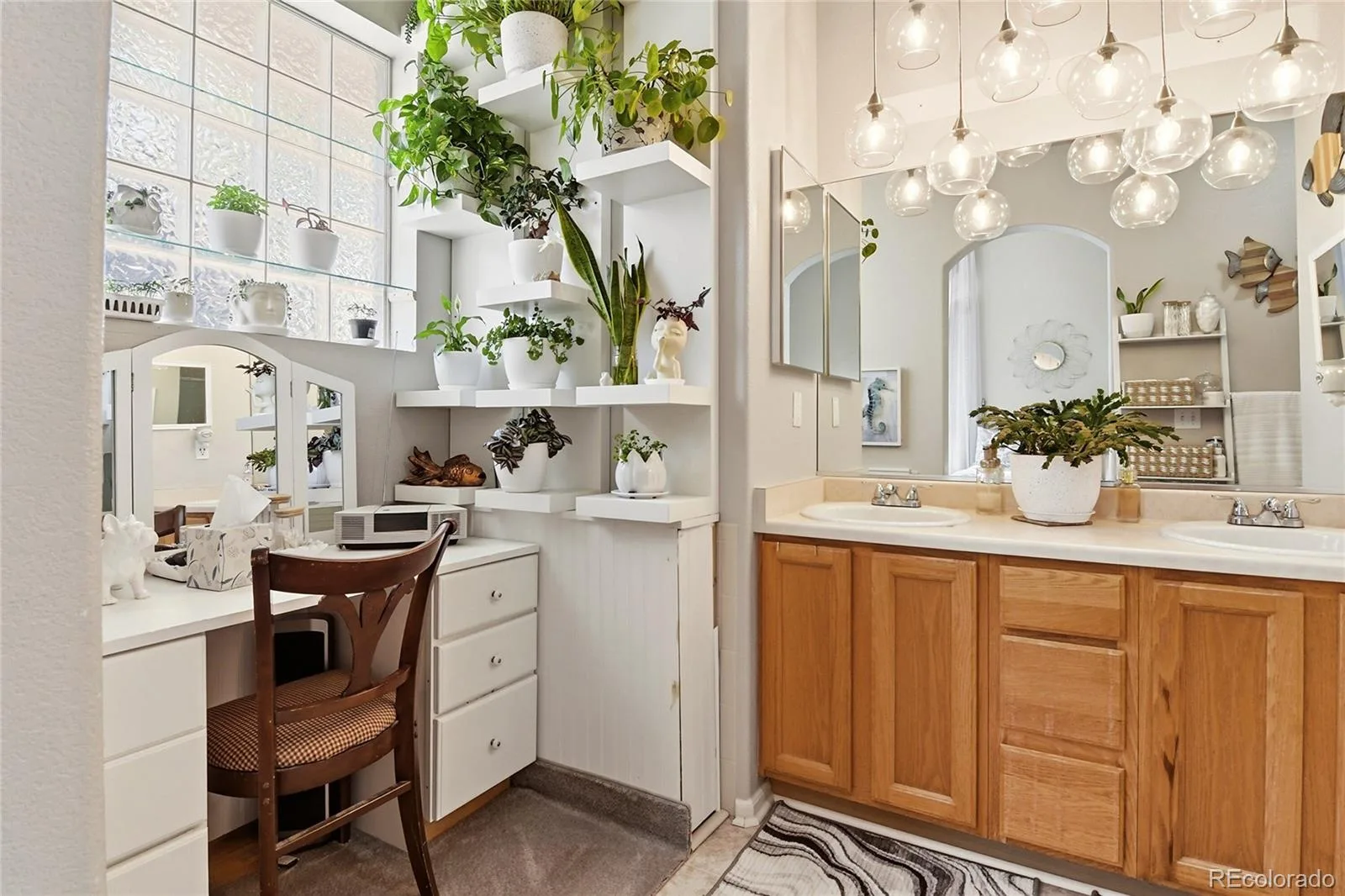 1483 S Ulster Street Denver CO 80231 MLS #REC3513302 07012026155330 1600 19