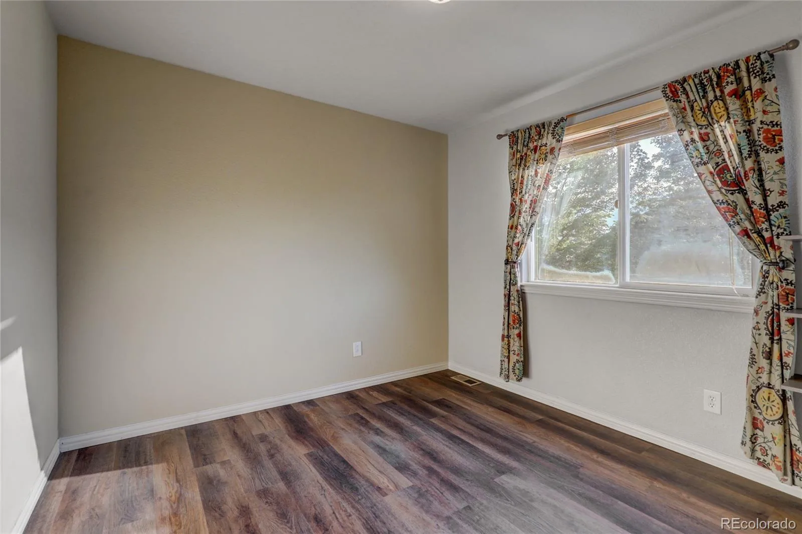 13007 Niagara Way Brighton CO 80602 | MLS #REC3513490 07212026003851 1600 31