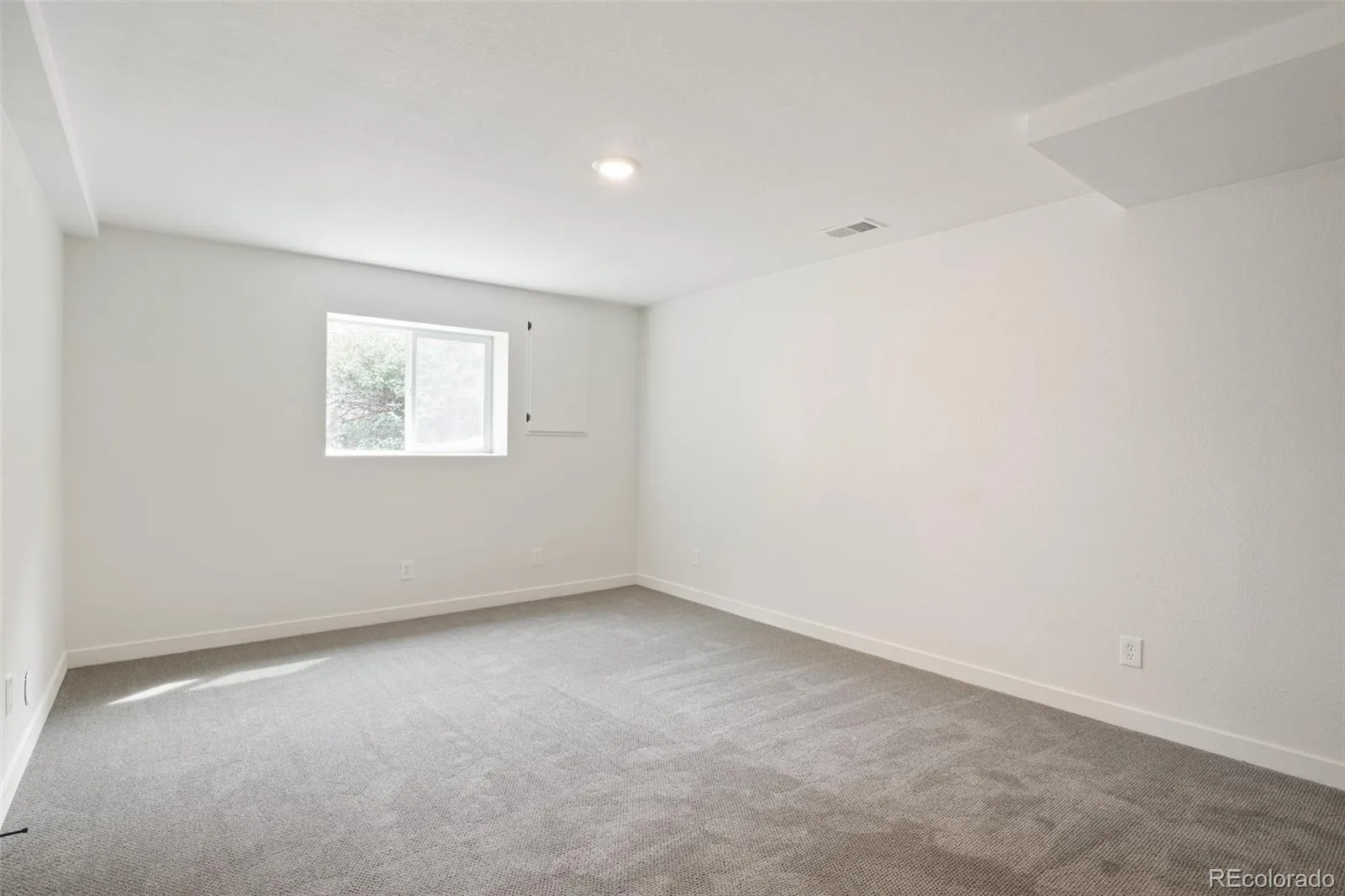 13938 W Baker Place Lakewood CO 80228 | MLS #REC3514002 07312026032538 1600 15