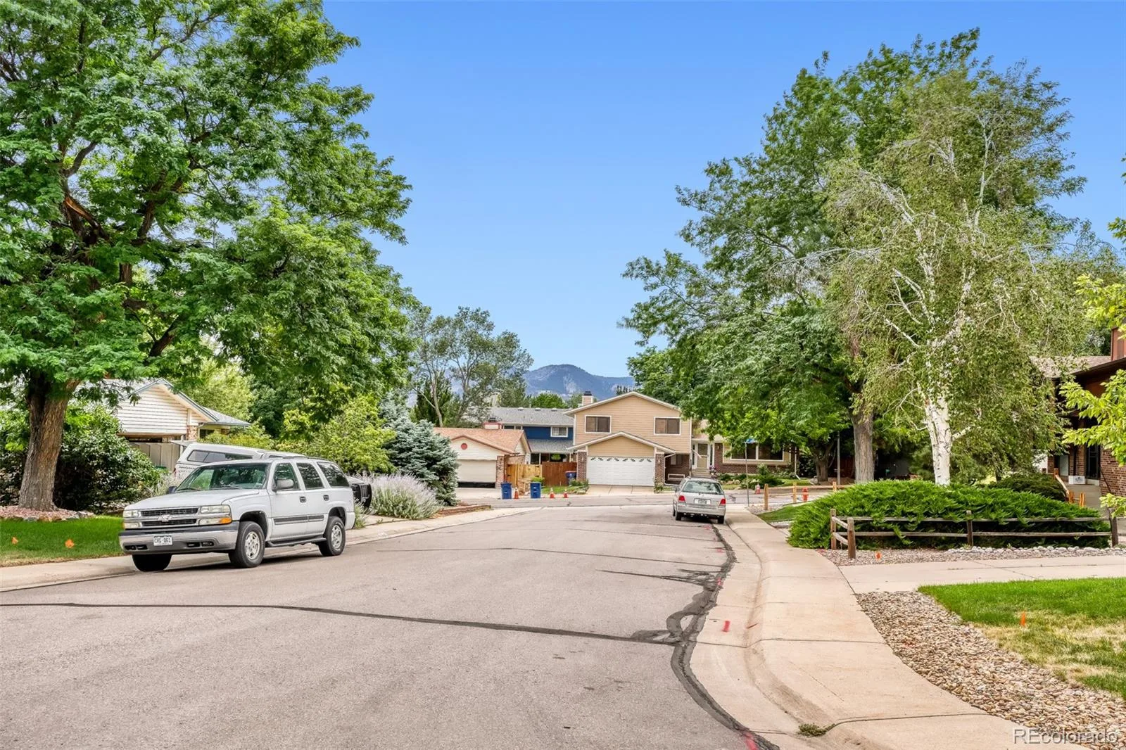 13938 W Baker Place Lakewood CO 80228 | MLS #REC3514002 07312026032538 1600 23
