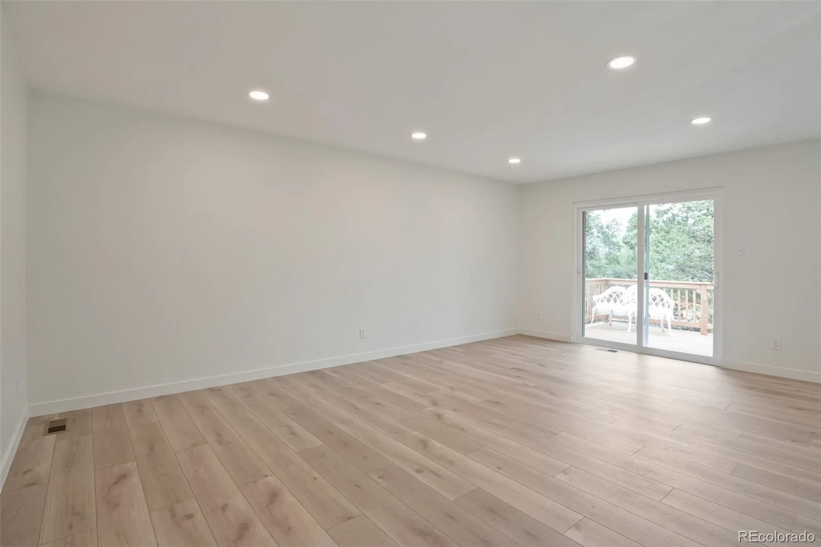 13938 W Baker Place Lakewood CO 80228 | MLS #REC3514002 07312026032538 1600 4
