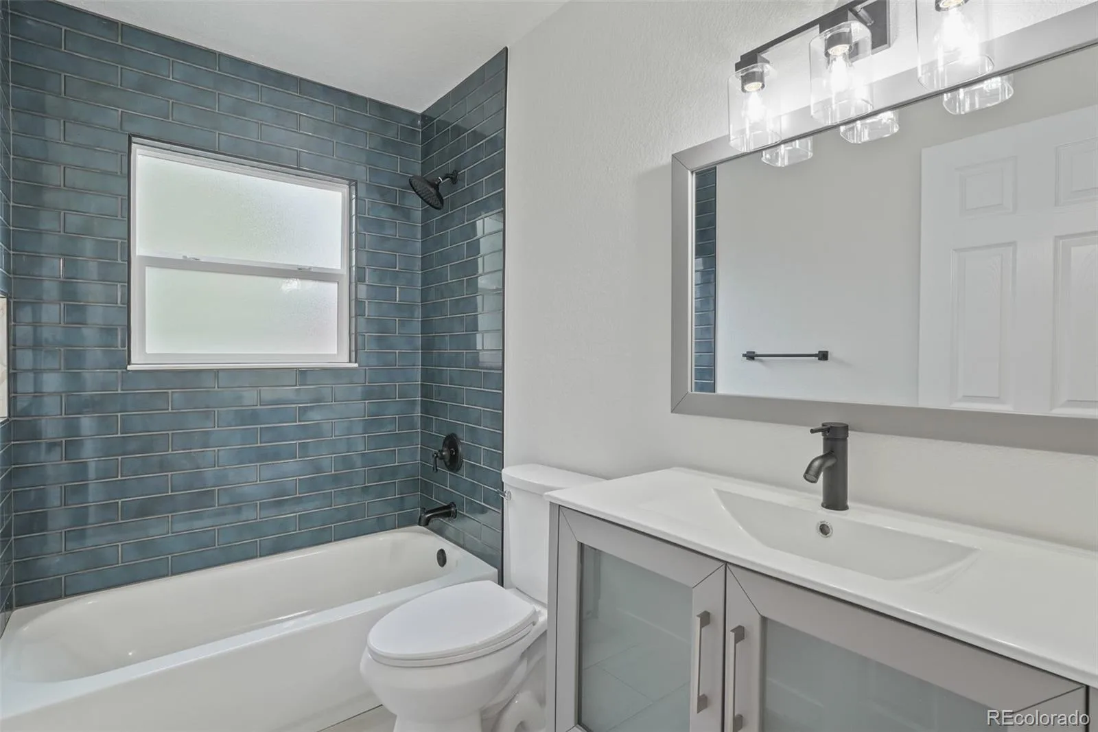 13938 W Baker Place Lakewood CO 80228 | MLS #REC3514002 07312026032538 1600 8