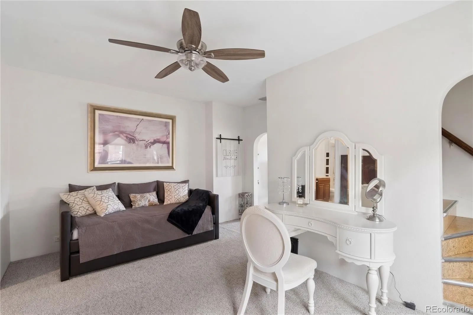 2333 N Glencoe Street Denver CO 80207 MLS #REC3514432 05142026230404 1600 6
