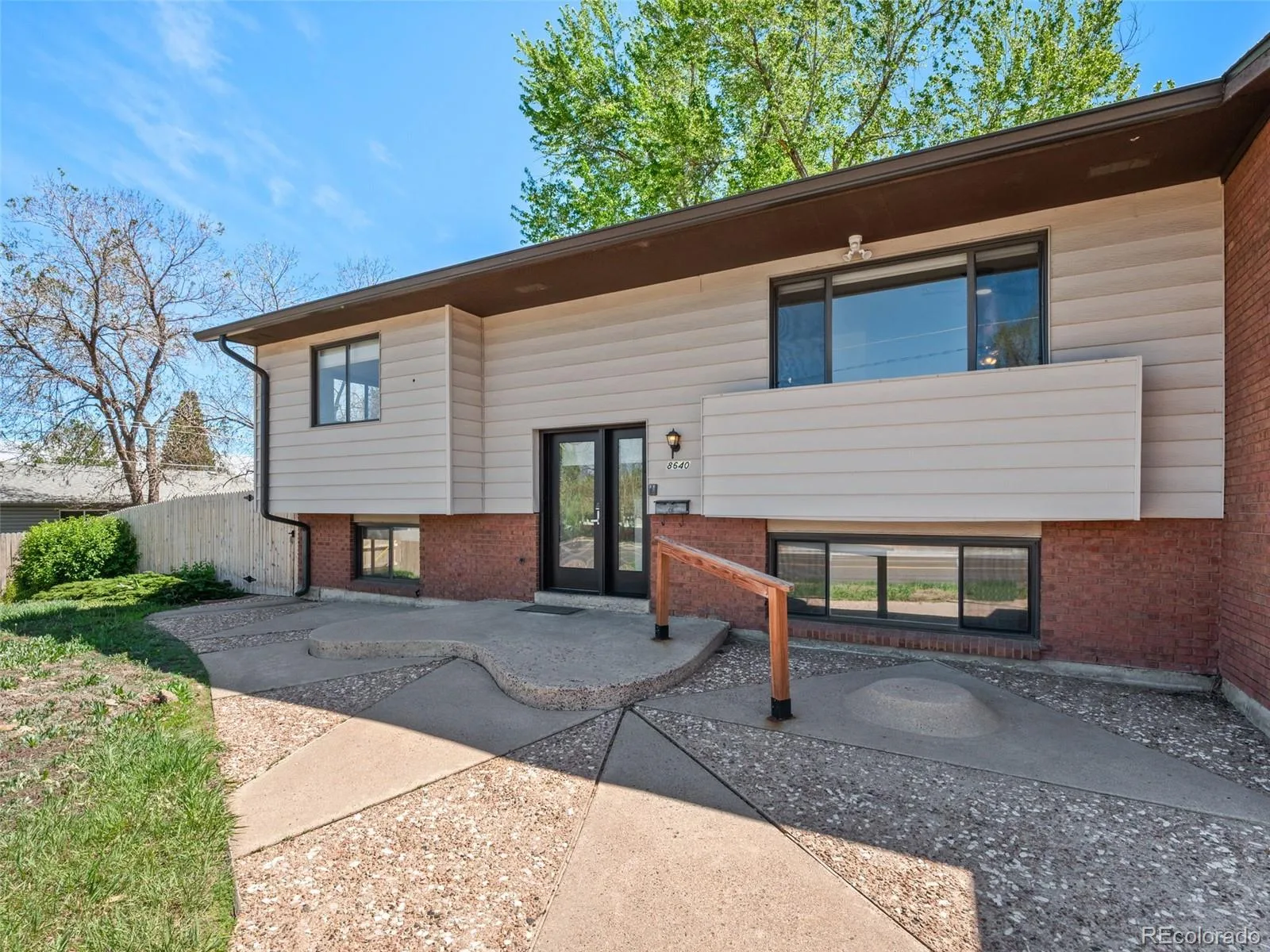 8640 W Jewell Avenue Lakewood CO 80232 | MLS #REC3515587 08282026154842 1600 2