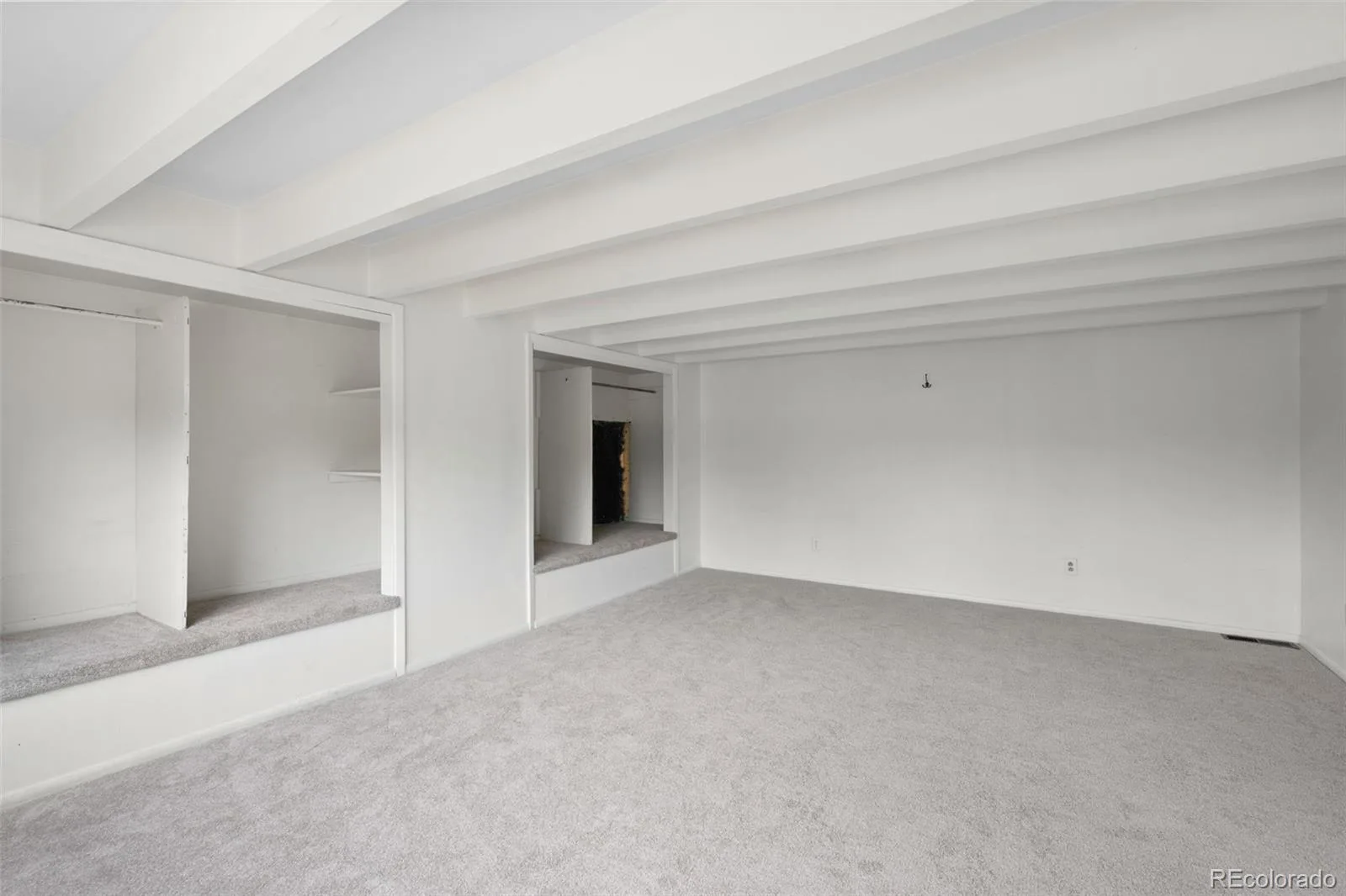 8640 W Jewell Avenue Lakewood CO 80232 | MLS #REC3515587 08282026154842 1600 24