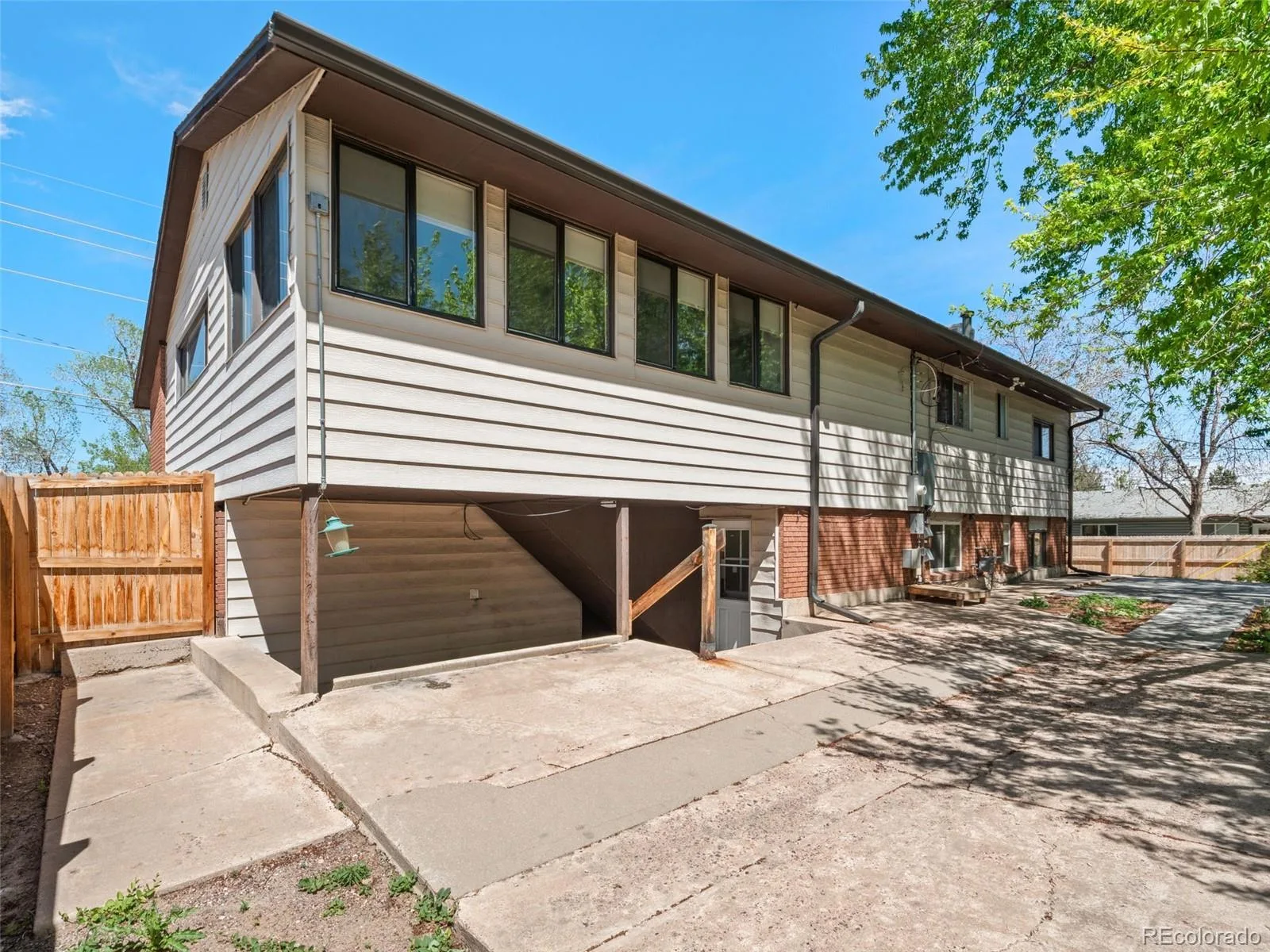 8640 W Jewell Avenue Lakewood CO 80232 | MLS #REC3515587 08282026154842 1600 34