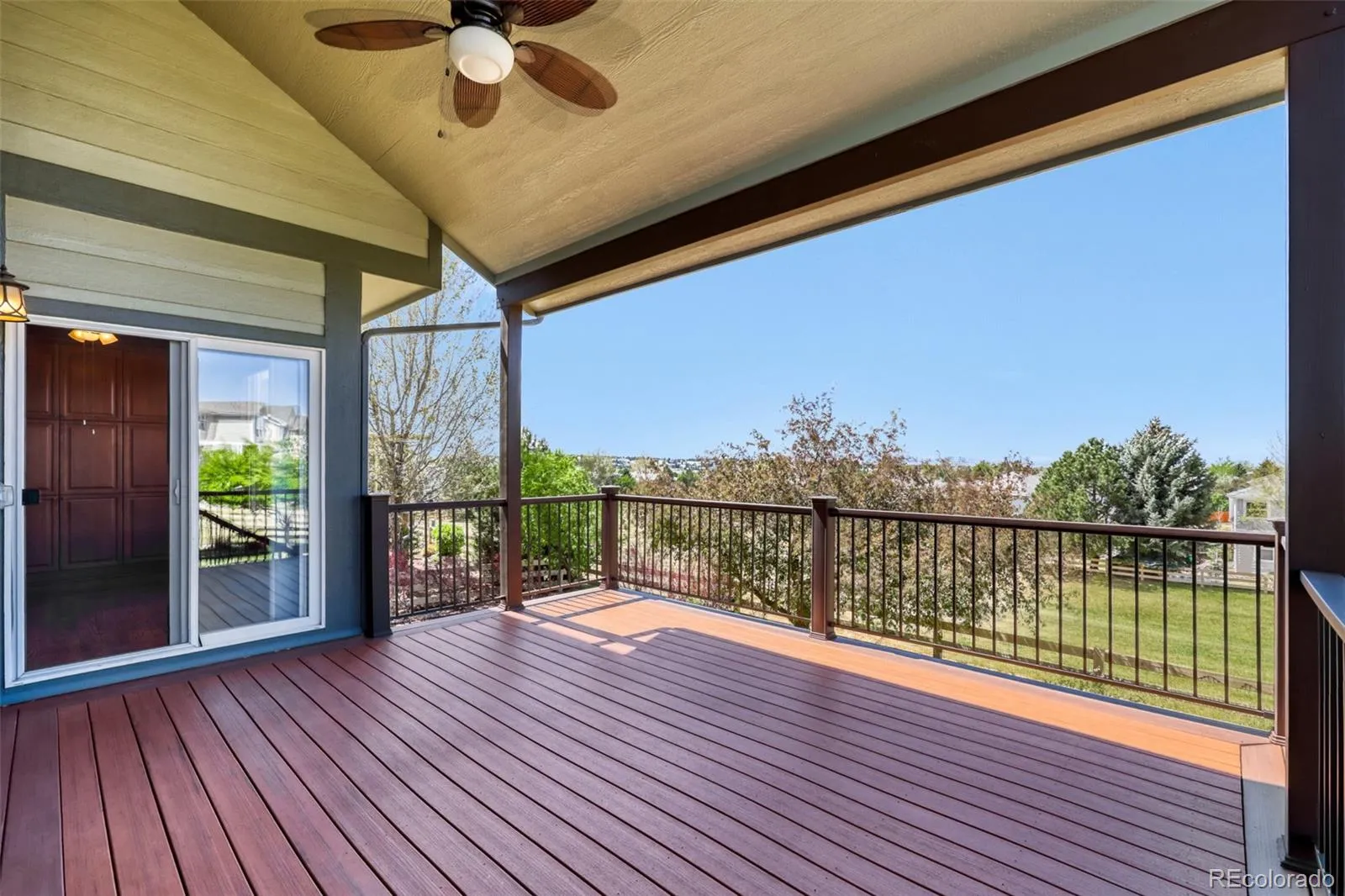 5751 S Flanders Court Aurora CO 80015 MLS #REC3519698 05052026235947 1600 13