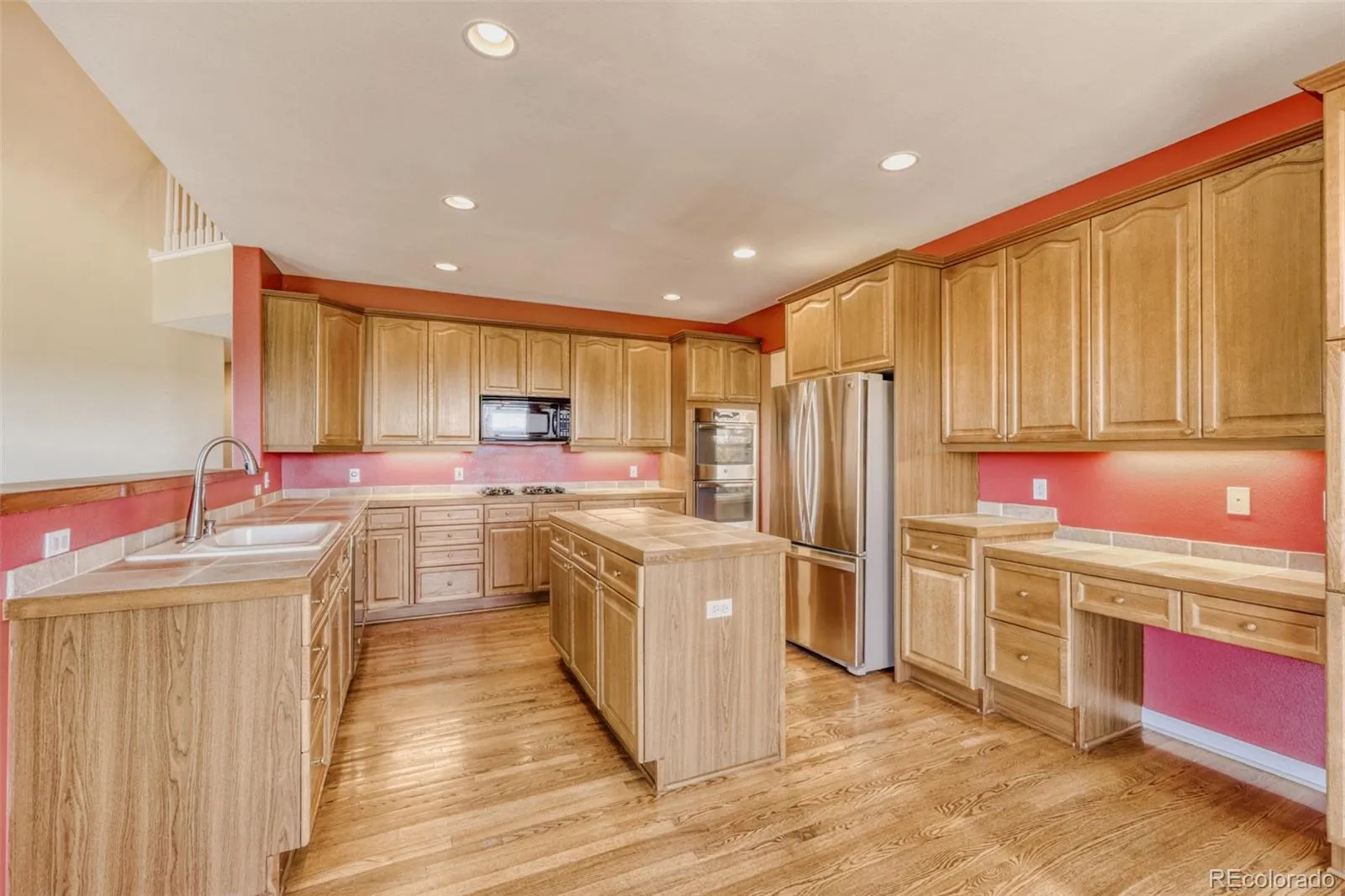 5751 S Flanders Court Aurora CO 80015 MLS #REC3519698 05052026235947 1600 20