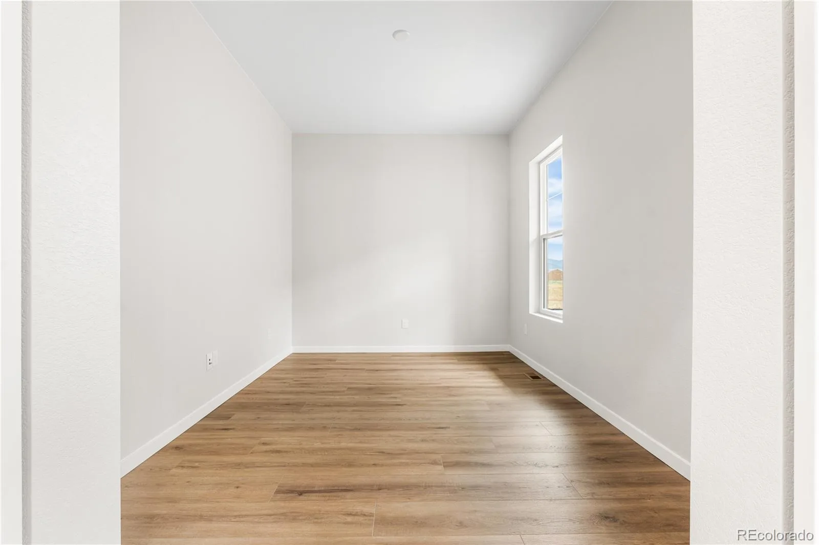 11116 Stonepath Street Littleton CO 80125 | MLS #REC3520524 08052026213643 1600 33