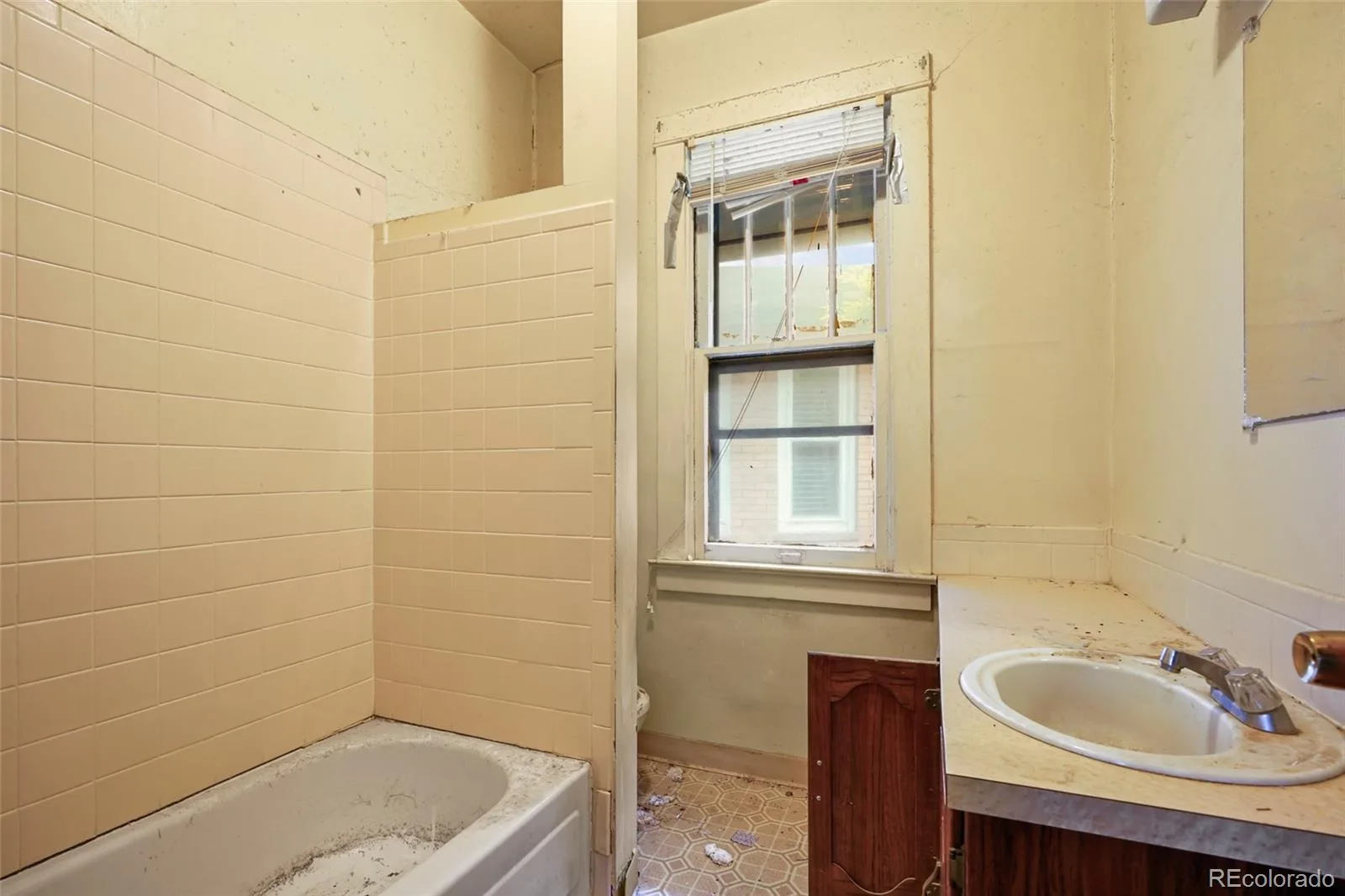 3250 N Meade Street Denver CO 80211 MLS #REC3520700 06102026111646 1600 10