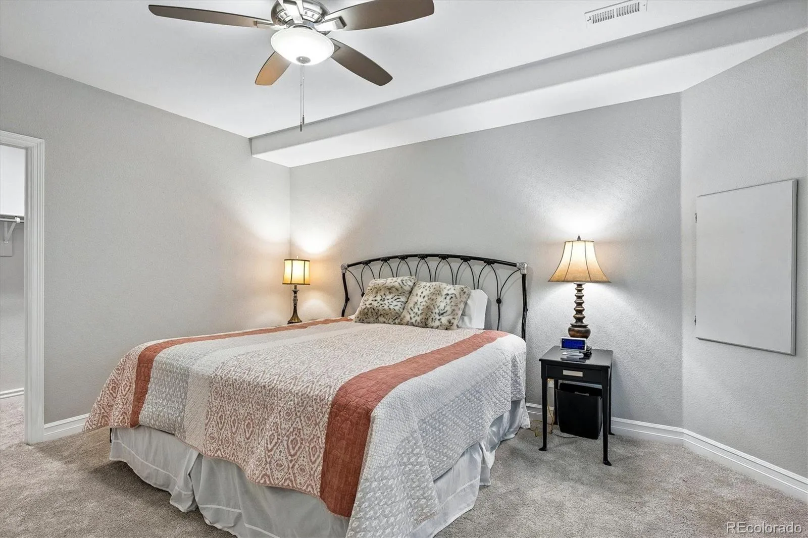 8623 S Zante Street Aurora CO 80016 MLS #REC3523294 06052026032223 1600 22