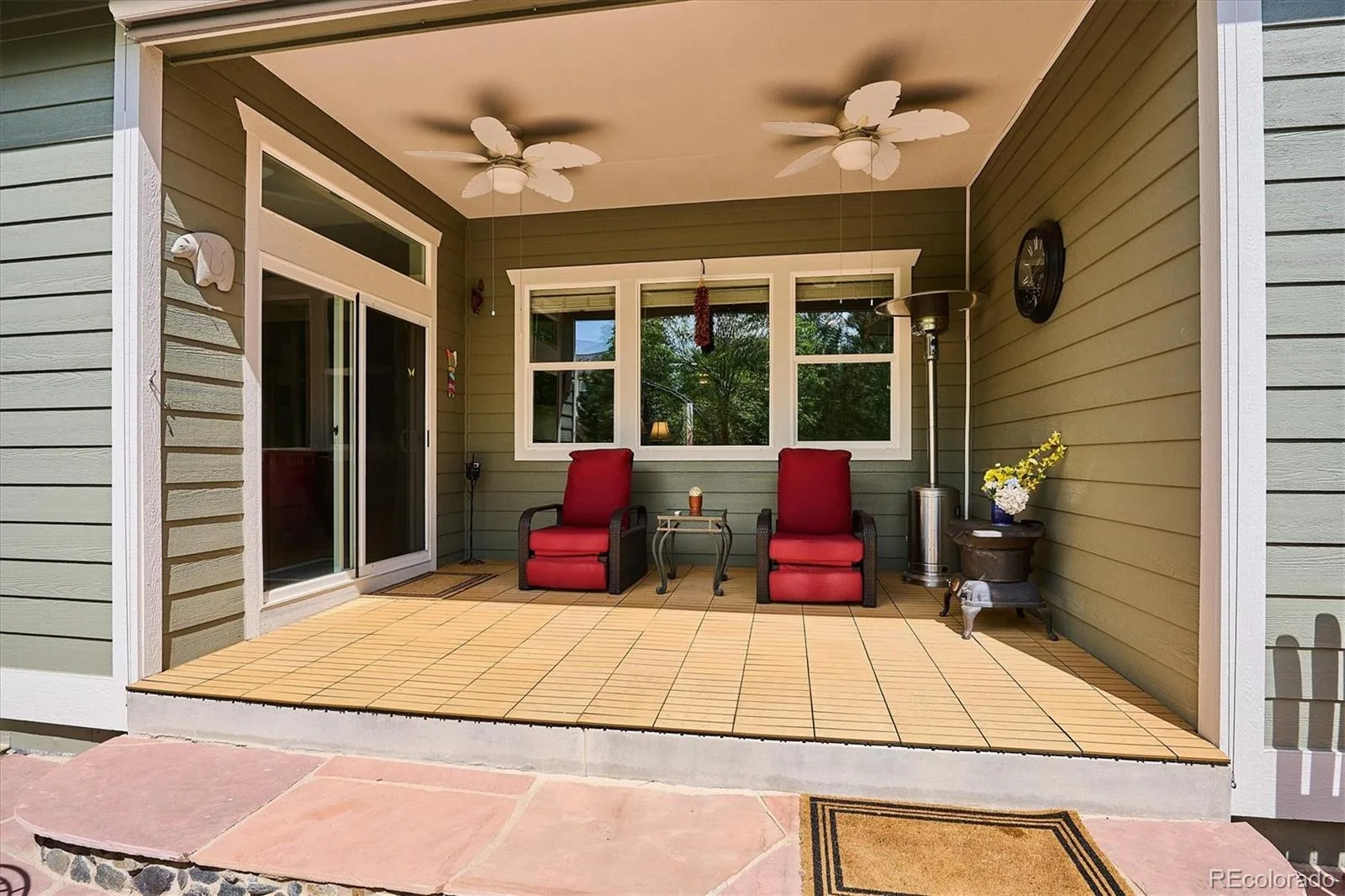 8623 S Zante Street Aurora CO 80016 MLS #REC3523294 06052026032223 1600 29