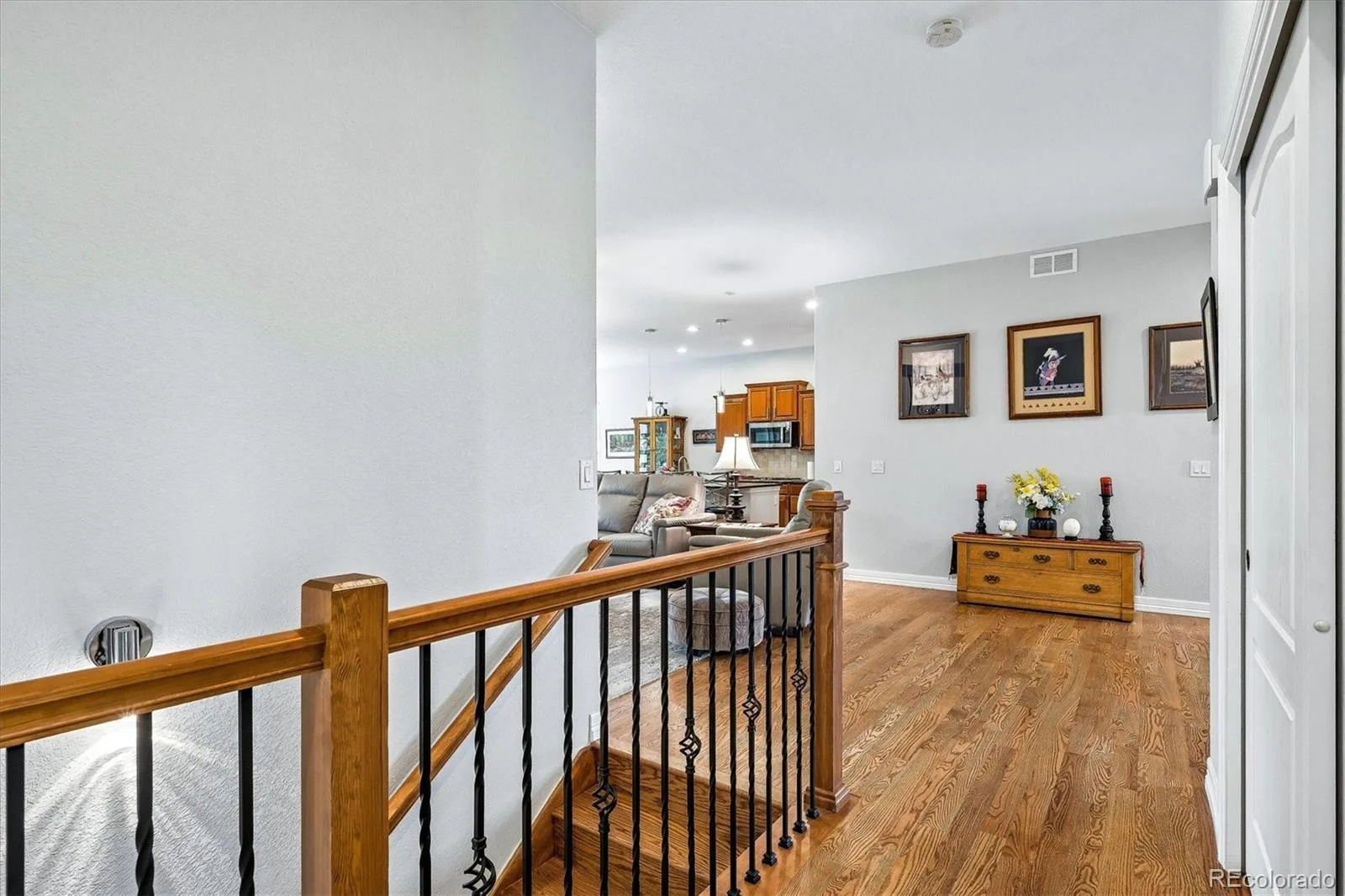 8623 S Zante Street Aurora CO 80016 MLS #REC3523294 06192026035158 1600 24