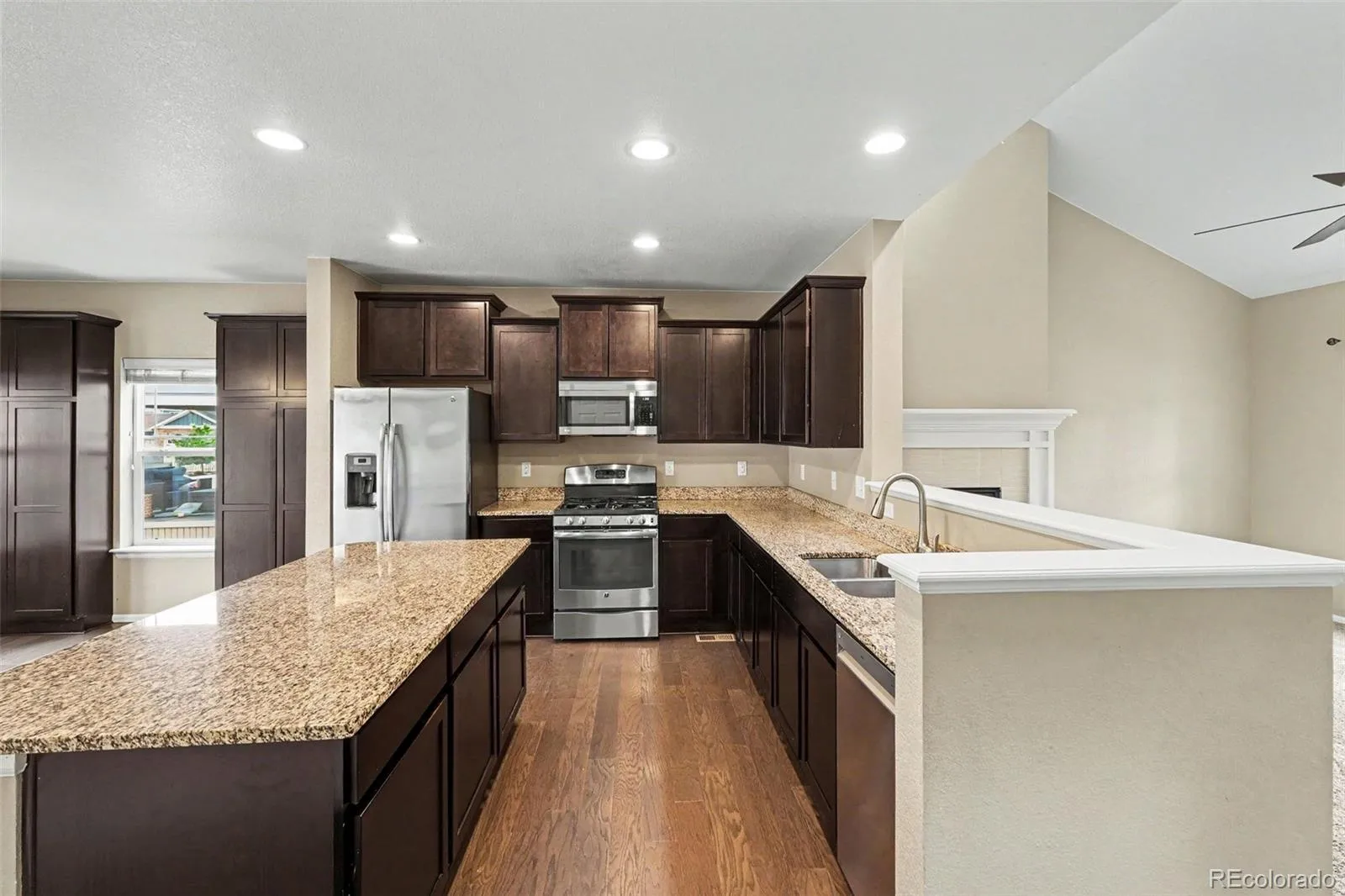 2304 Winding Drive Longmont CO 80504 MLS #REC3524025 05212026132124 1600 8